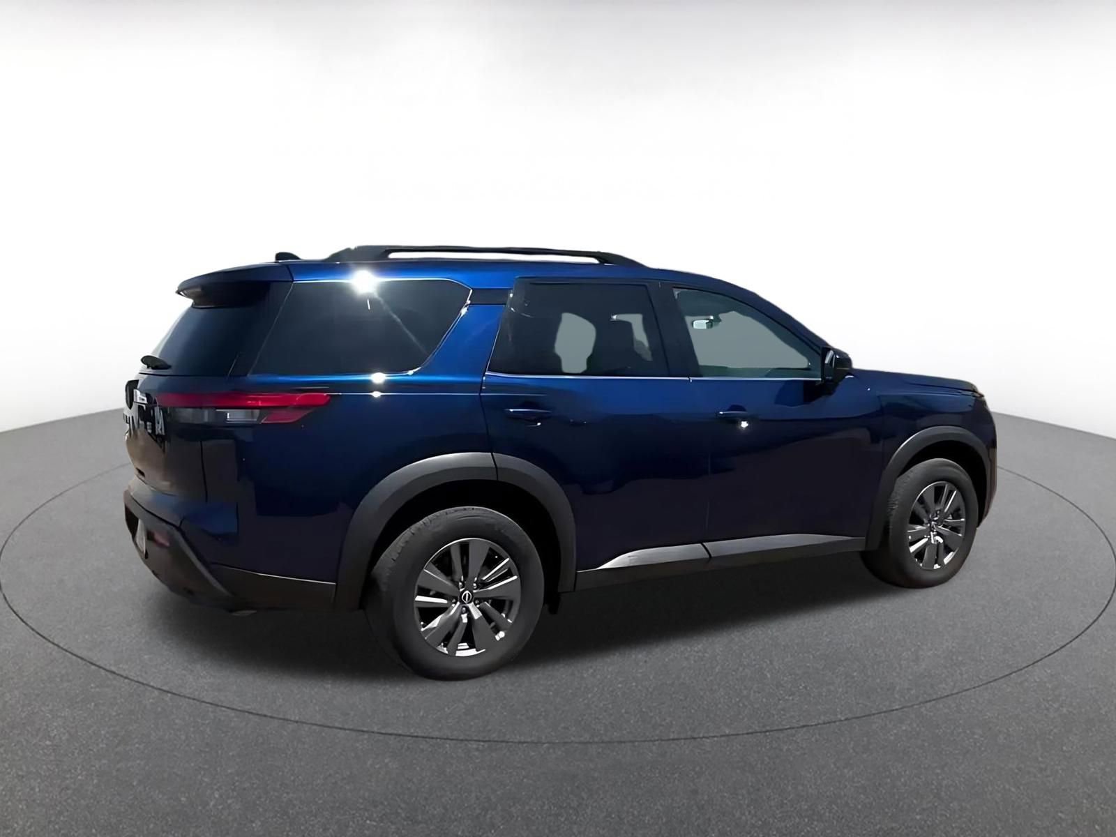 Thumbnail: 2025 Nissan Pathfinder - 14