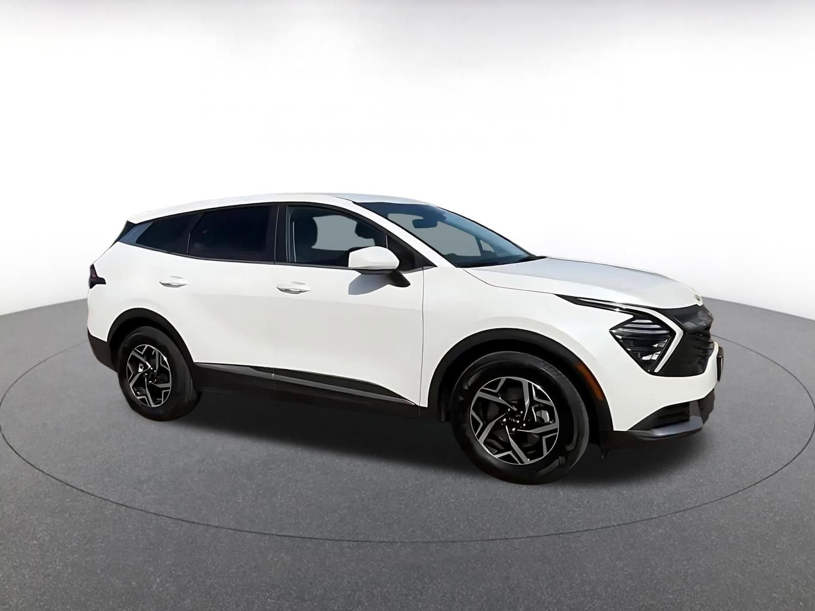 Thumbnail: 2025 Kia Sportage - 2