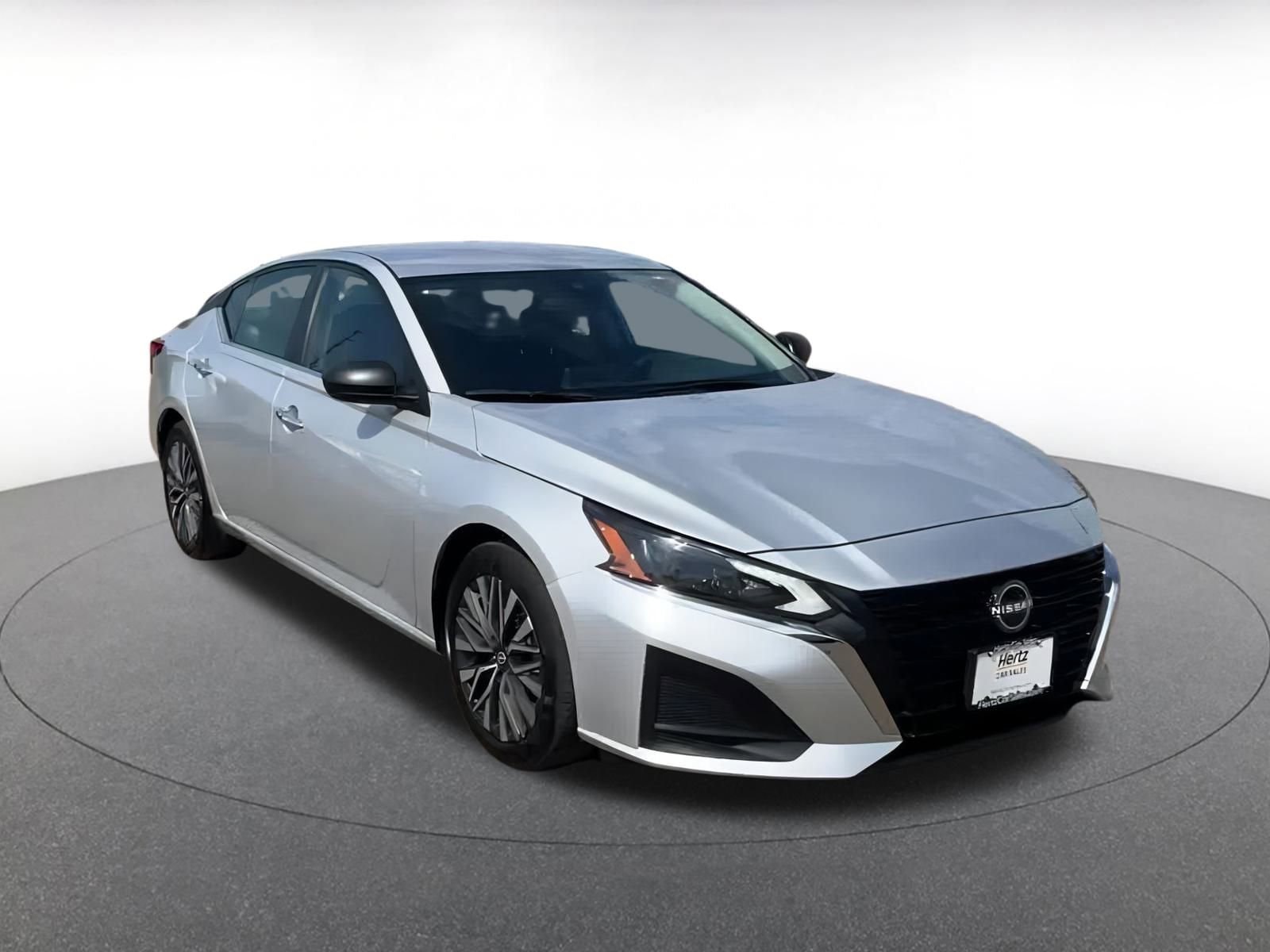 Thumbnail: 2024 Nissan Altima - 3