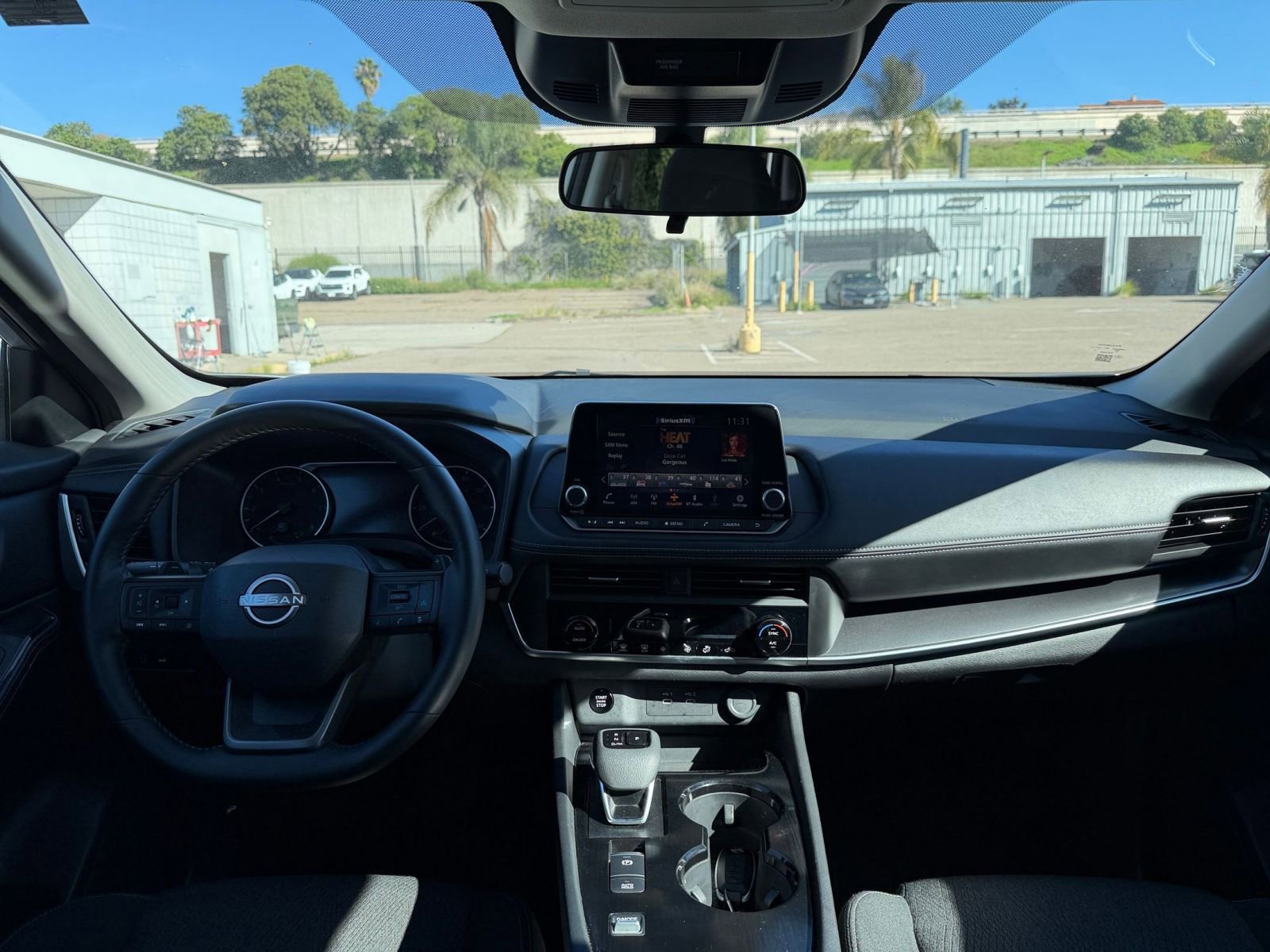 Thumbnail: 2025 Nissan Rogue - 33