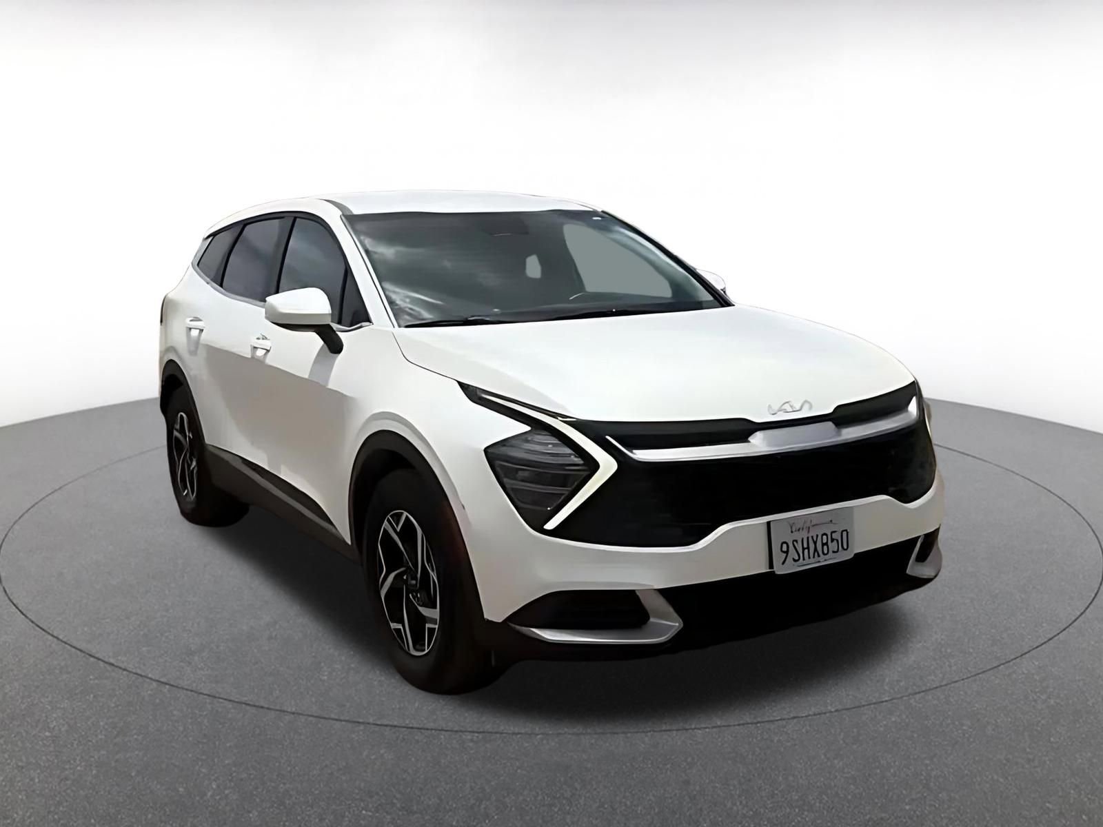 Thumbnail: 2025 Kia Sportage - 3