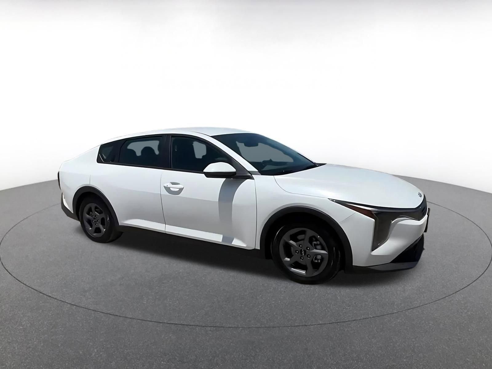 Thumbnail: 2025 Kia K4 - 2