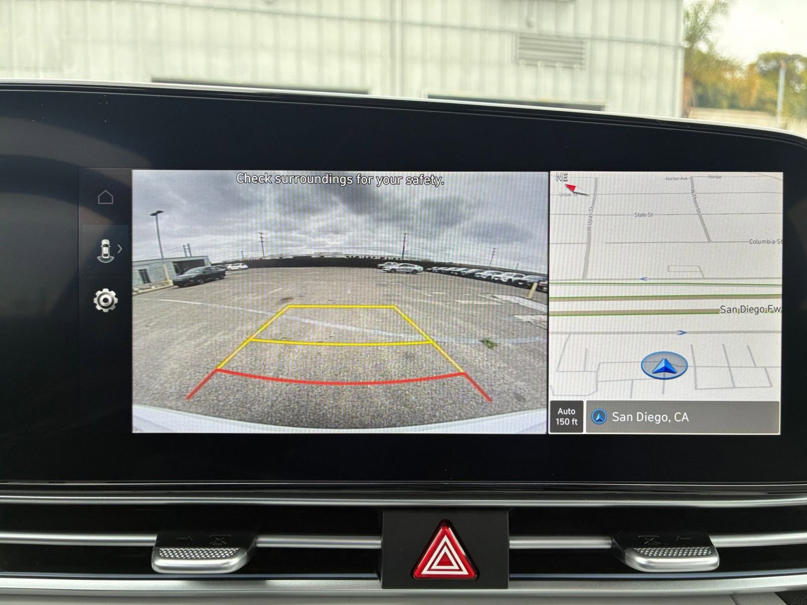 Thumbnail: 2025 Hyundai Elantra - 24