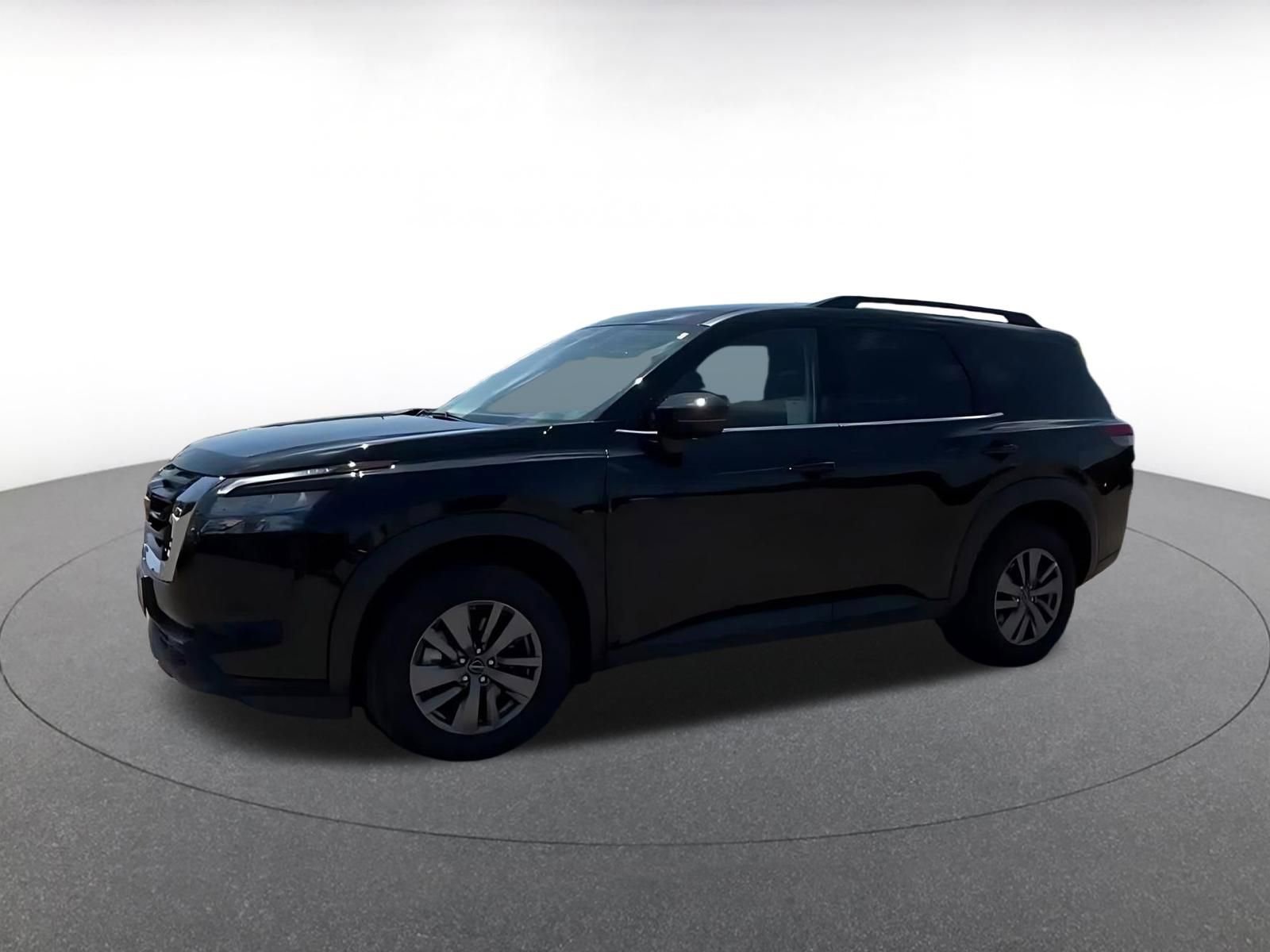 Thumbnail: 2025 Nissan Pathfinder - 8