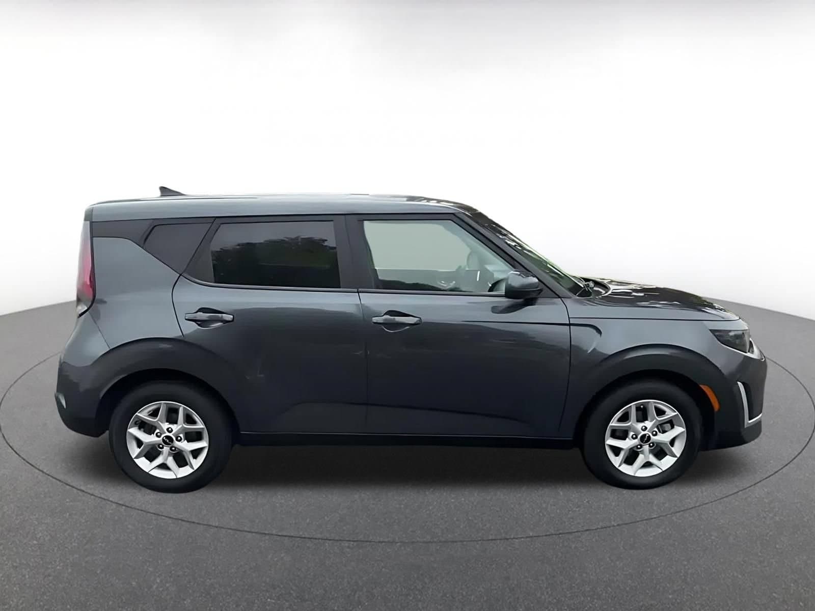 Thumbnail: 2025 Kia Soul - 16
