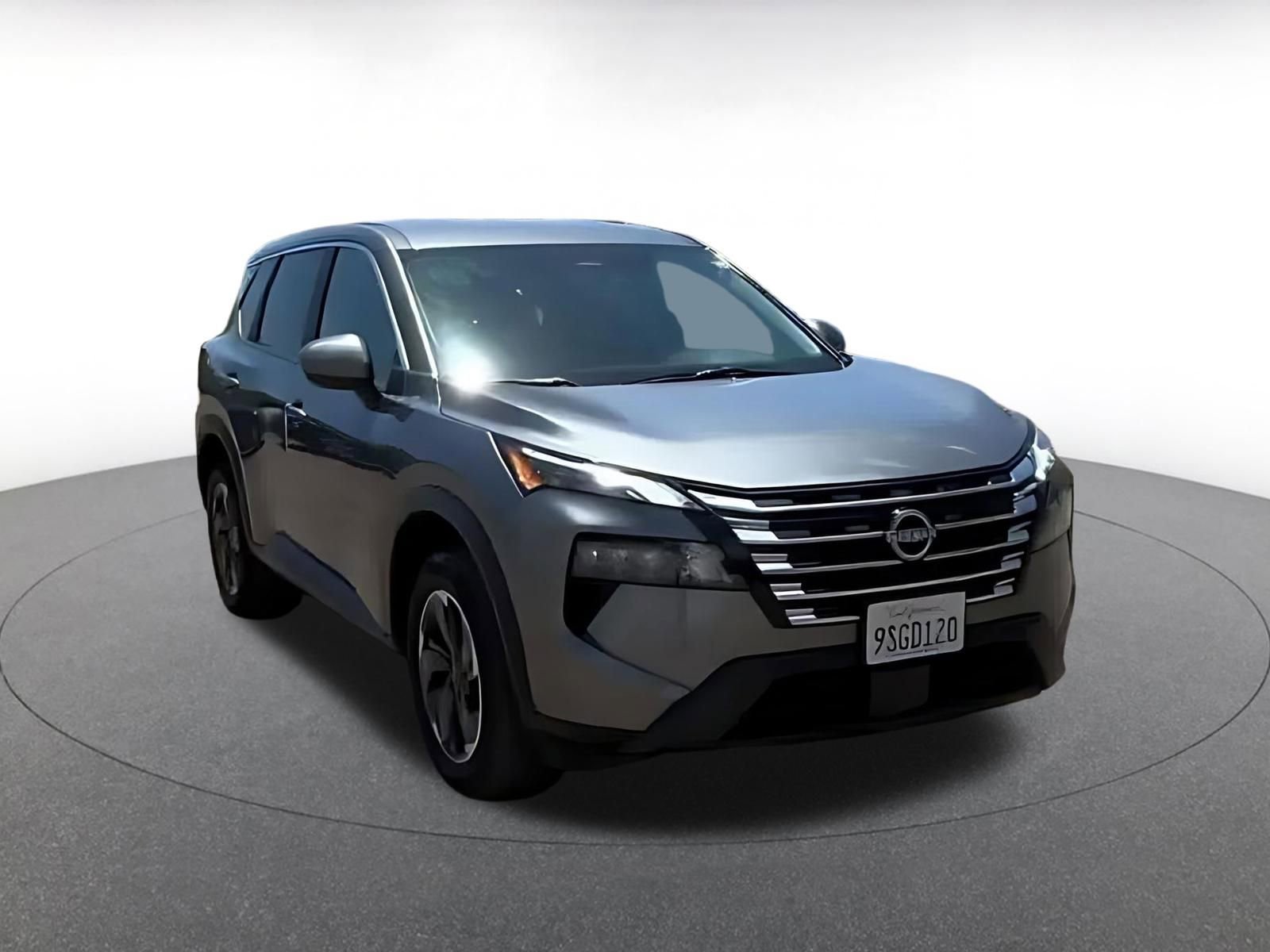 Thumbnail: 2025 Nissan Rogue - 3
