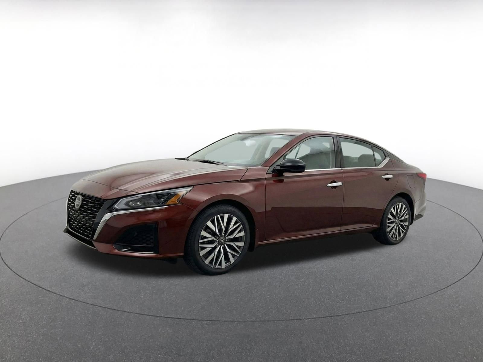 Thumbnail: 2025 Nissan Altima - 3