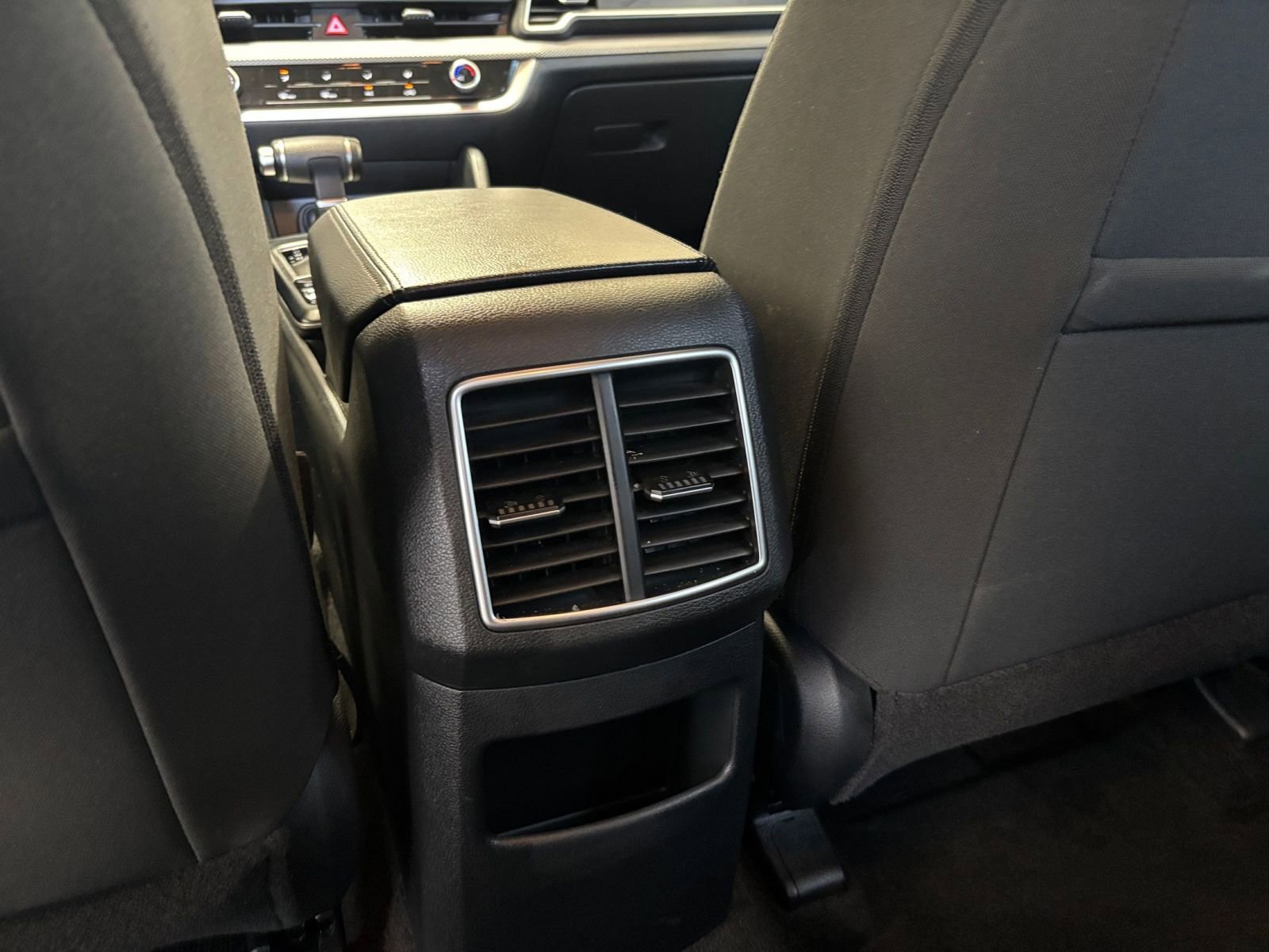 Thumbnail: 2025 Kia Sportage - 22