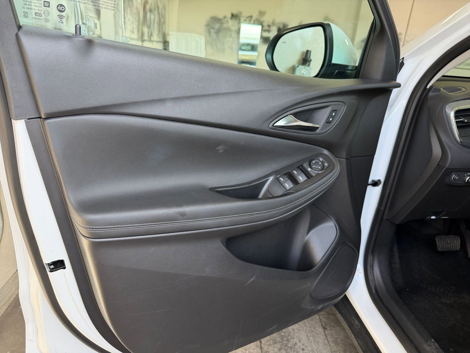 Thumbnail: 2025 Buick Encore GX - 20