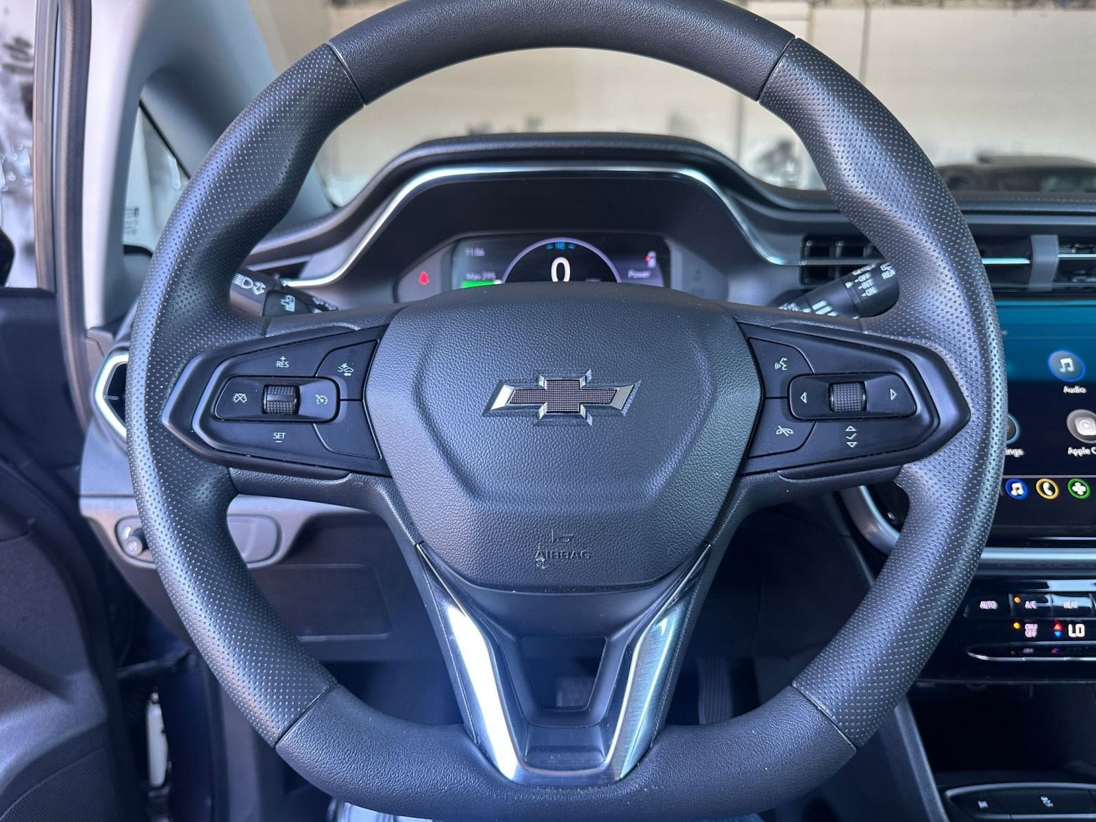 Thumbnail: 2023 Chevrolet Bolt EV - 30