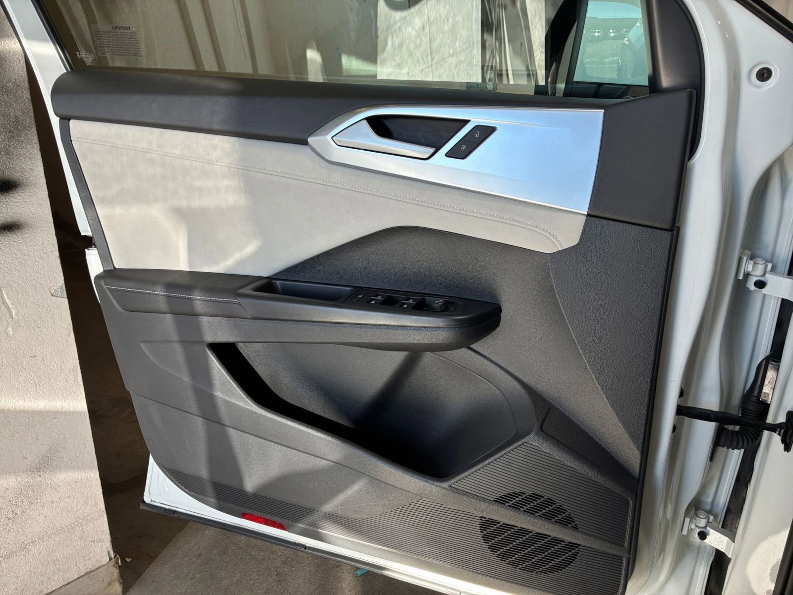 Thumbnail: 2025 Volkswagen Taos - 18