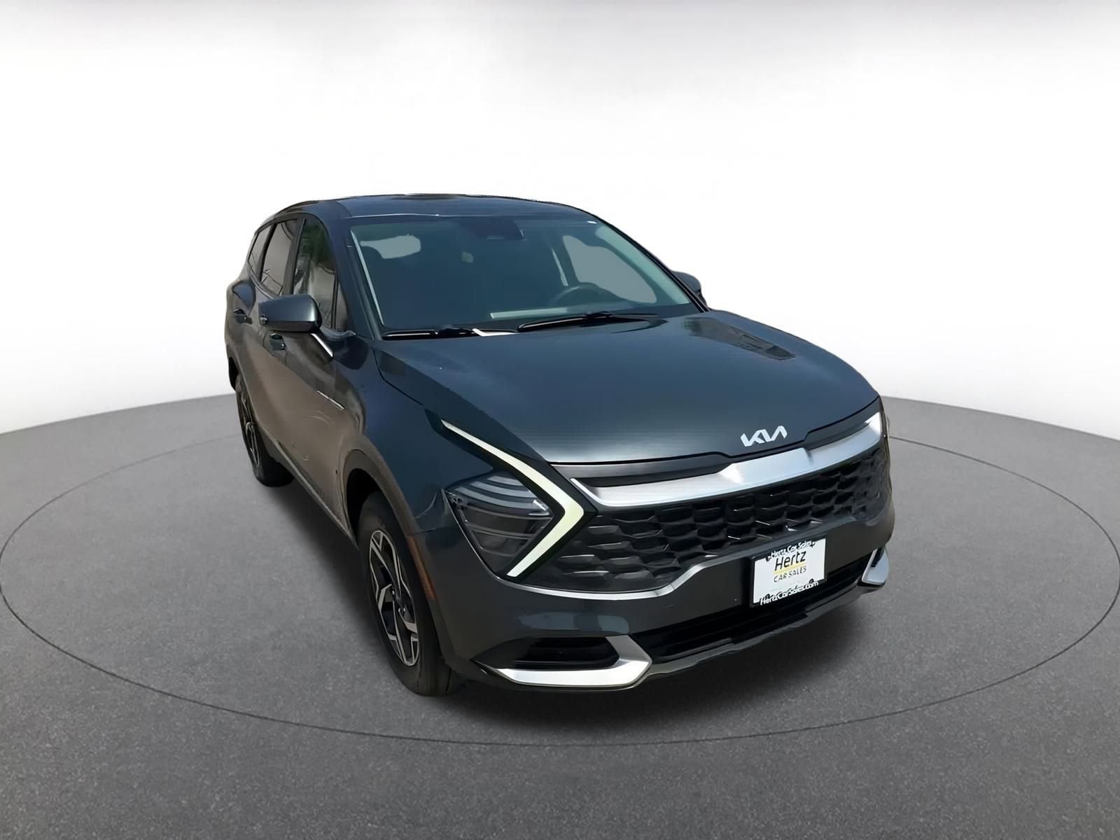 Thumbnail: 2024 Kia Sportage - 3