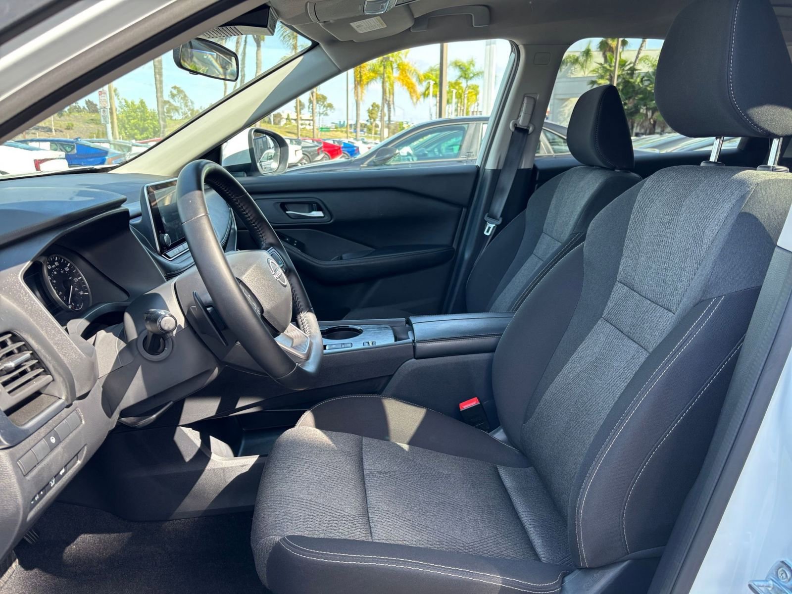 Thumbnail: 2025 Nissan Rogue - 29