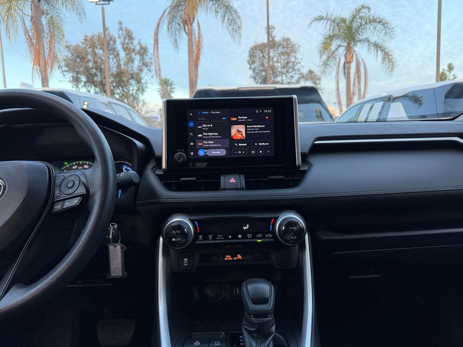 Thumbnail: 2025 Toyota RAV4 - 18