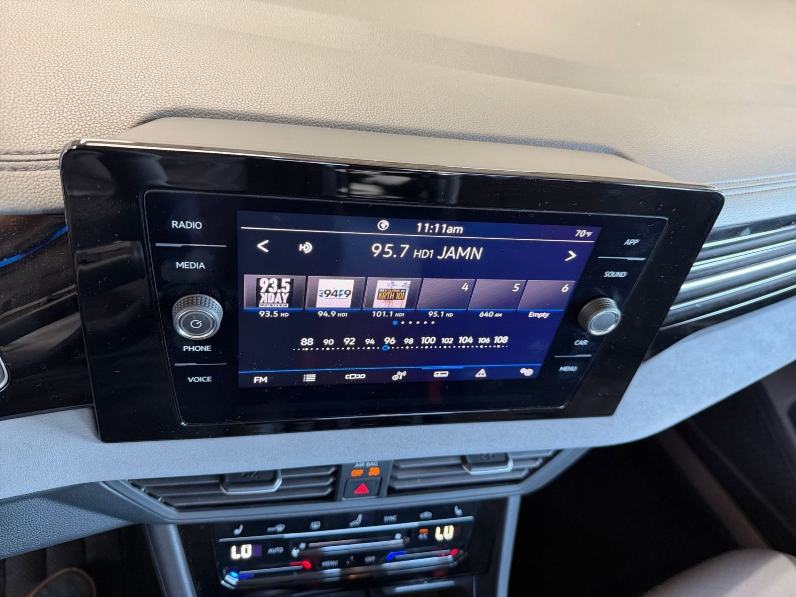 Thumbnail: 2025 Volkswagen Jetta - 21