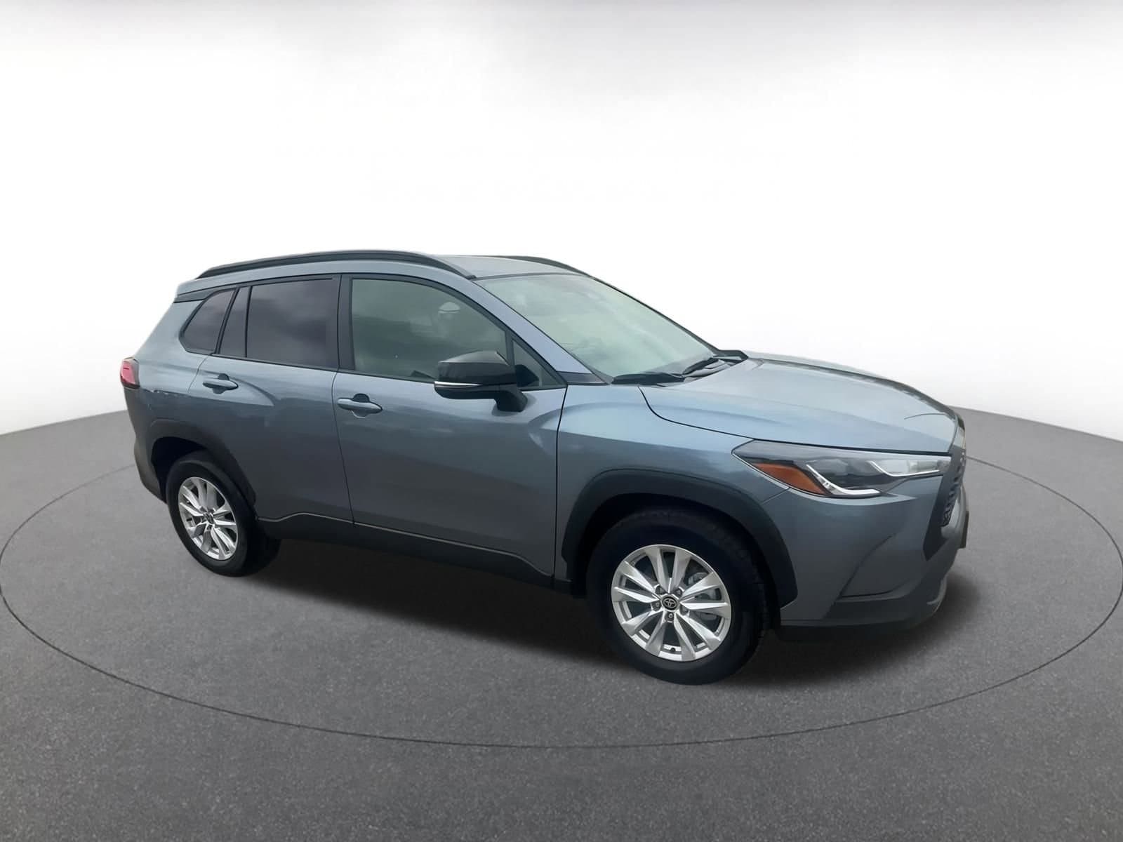 Thumbnail: 2025 Toyota Corolla Cross - 2