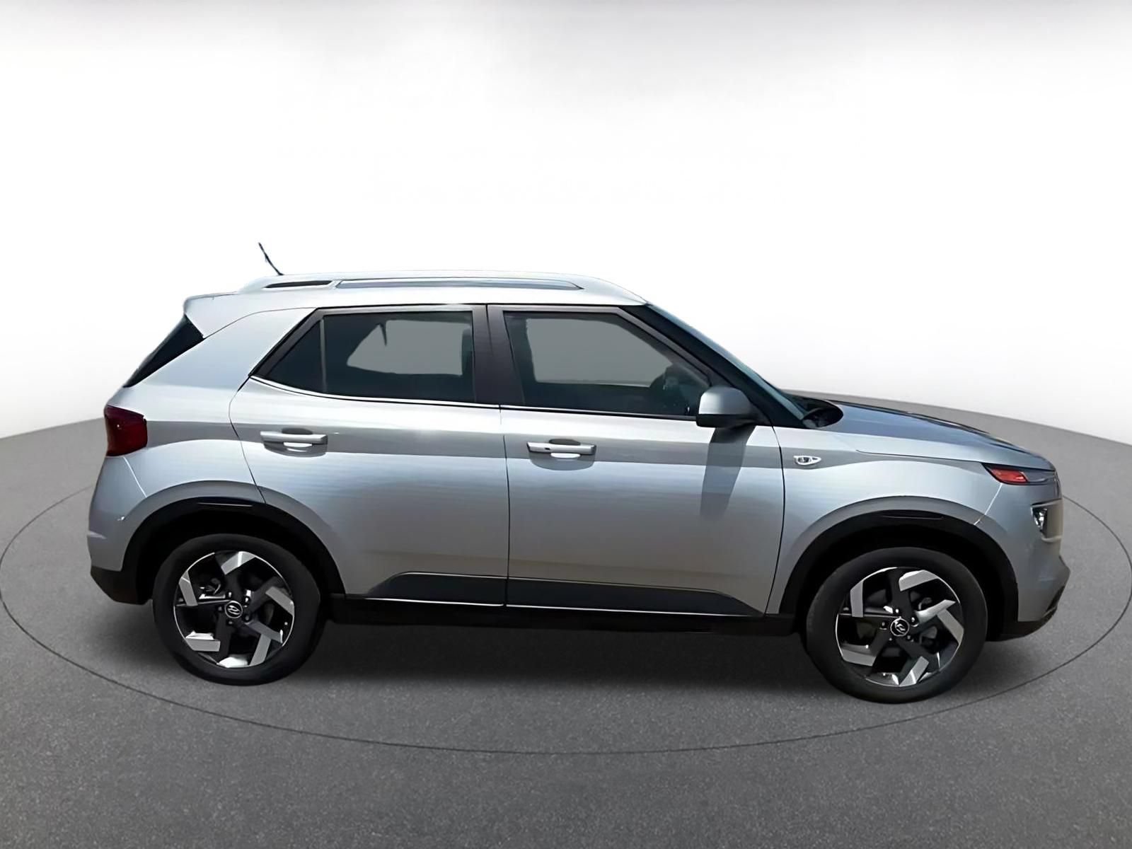 Thumbnail: 2025 Hyundai Venue - 15