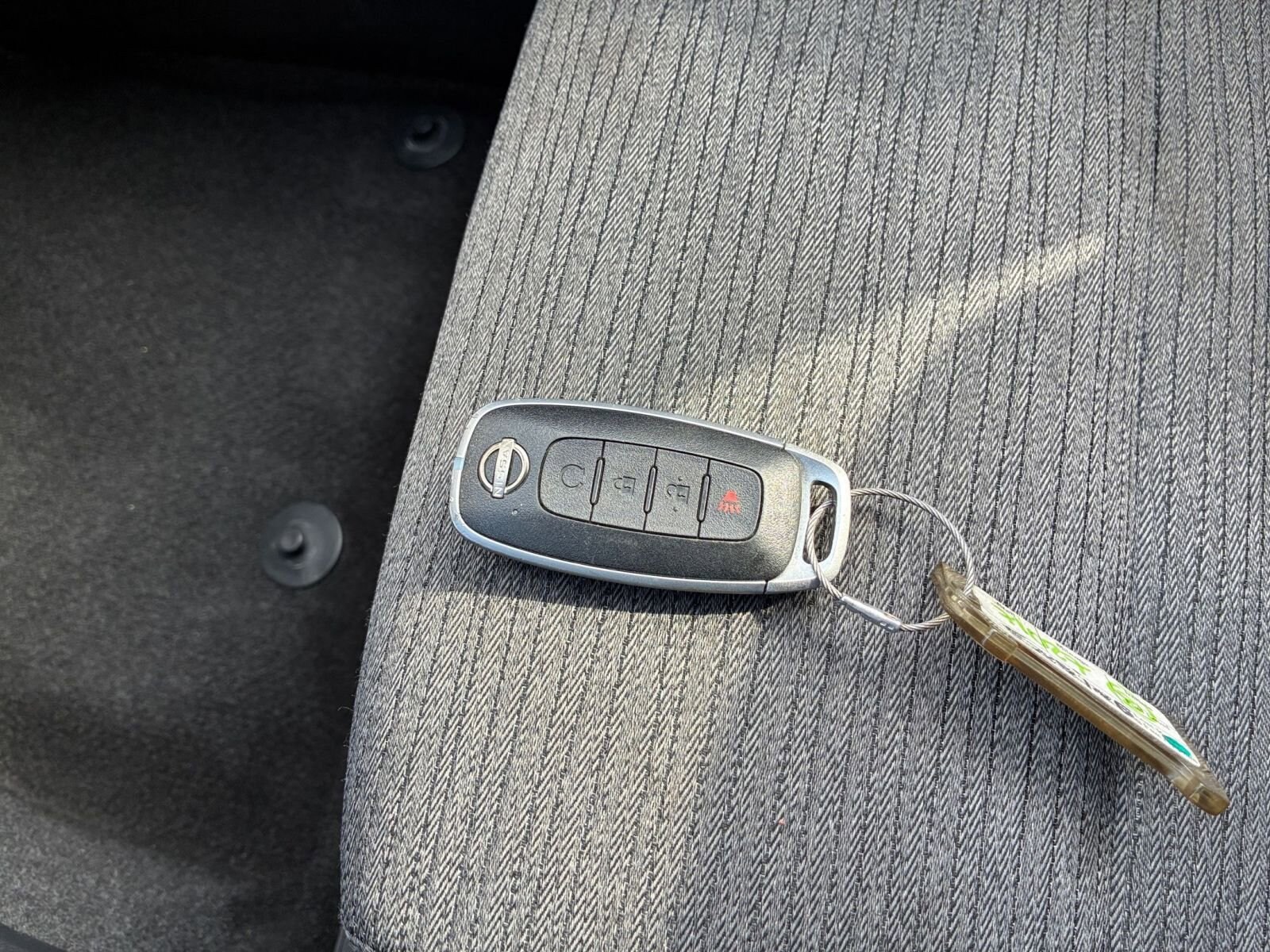 Thumbnail: 2023 Nissan Rogue - 21