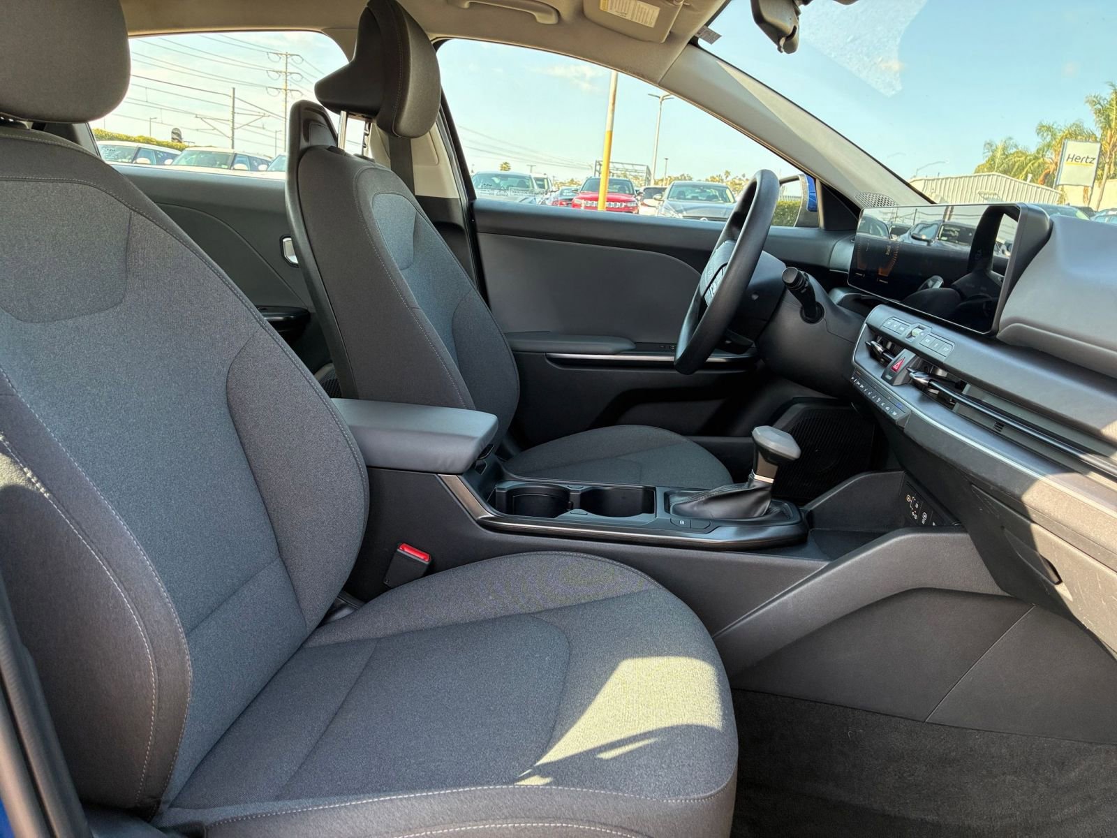 Thumbnail: 2025 Kia K4 - 35