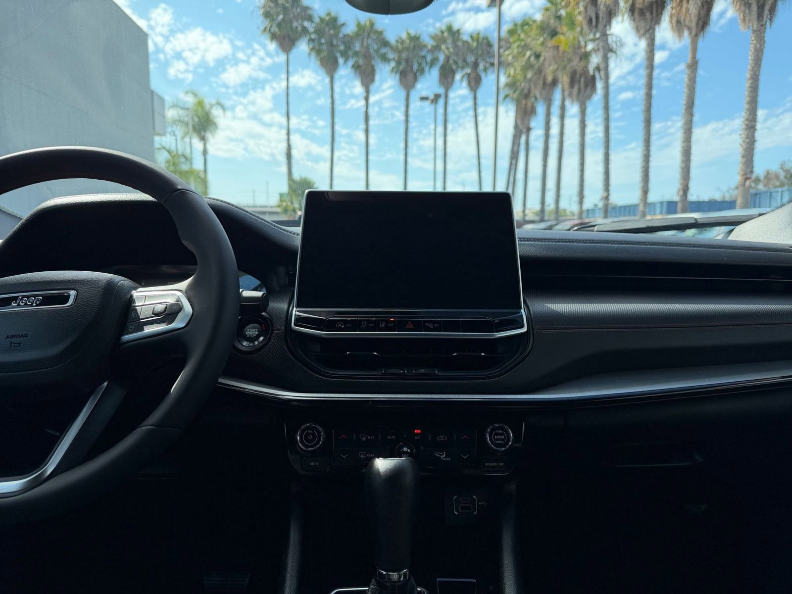 Thumbnail: 2025 Jeep Compass - 18