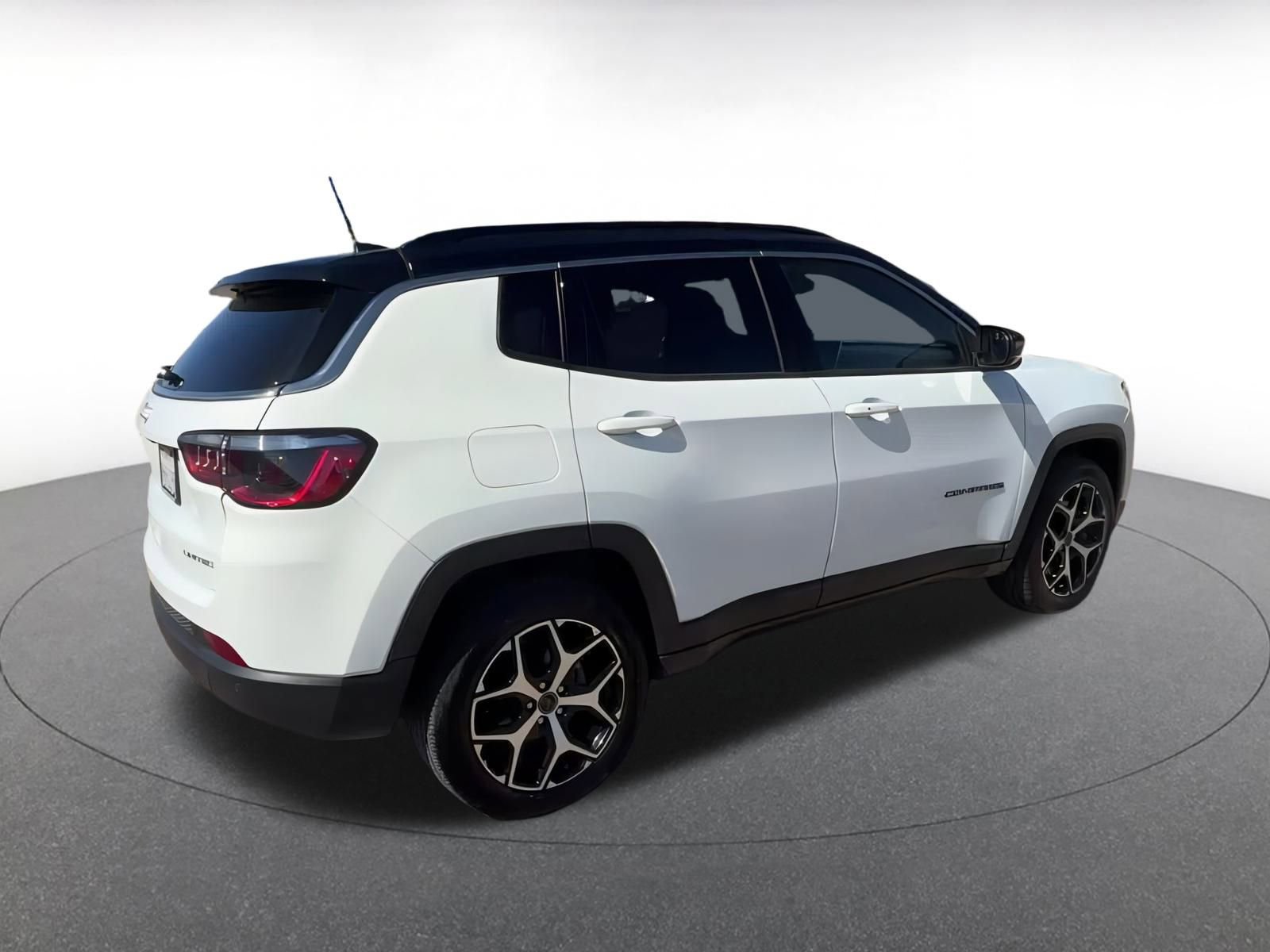 Thumbnail: 2025 Jeep Compass - 15