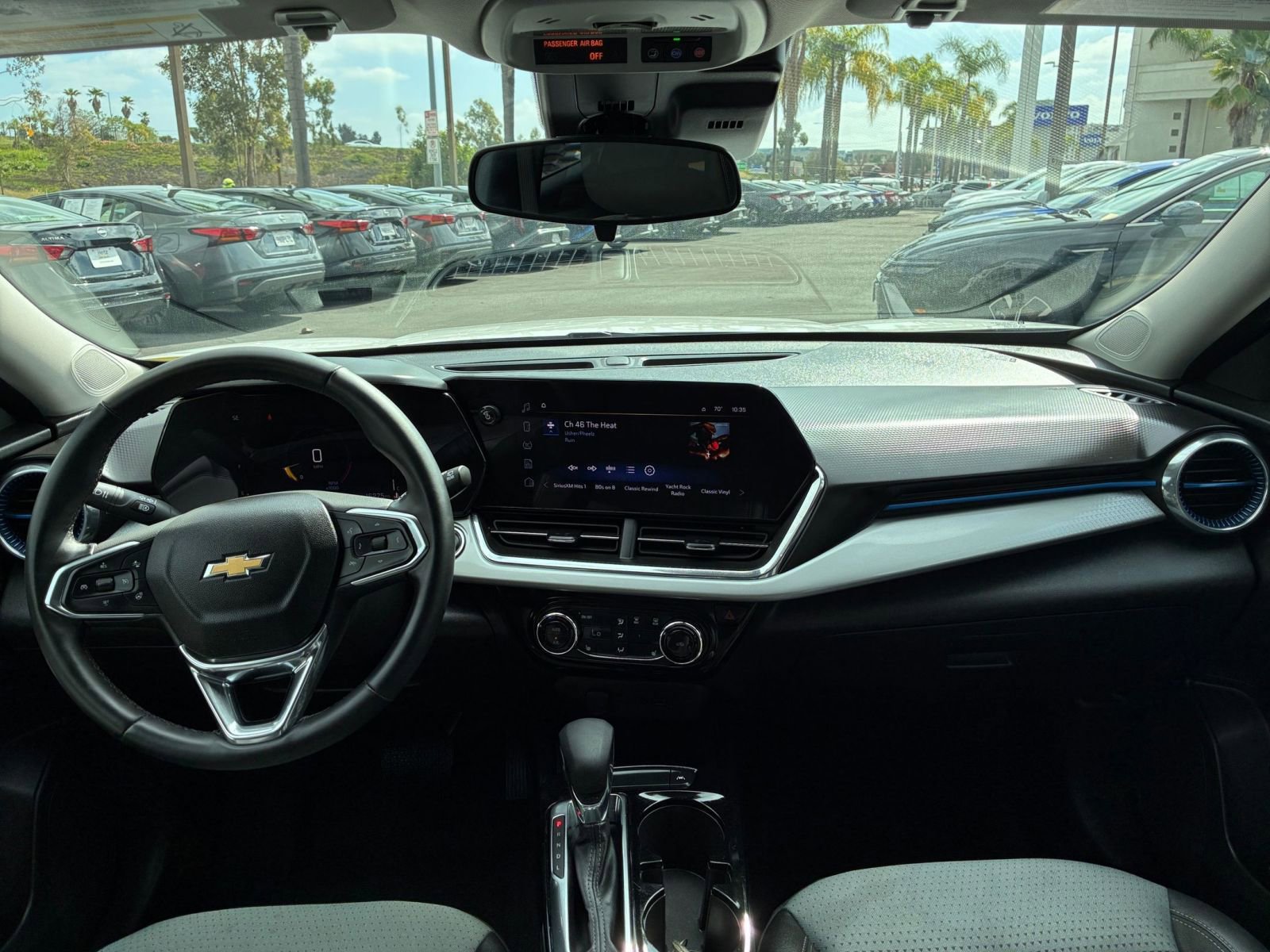 Thumbnail: 2025 Chevrolet Trax - 32