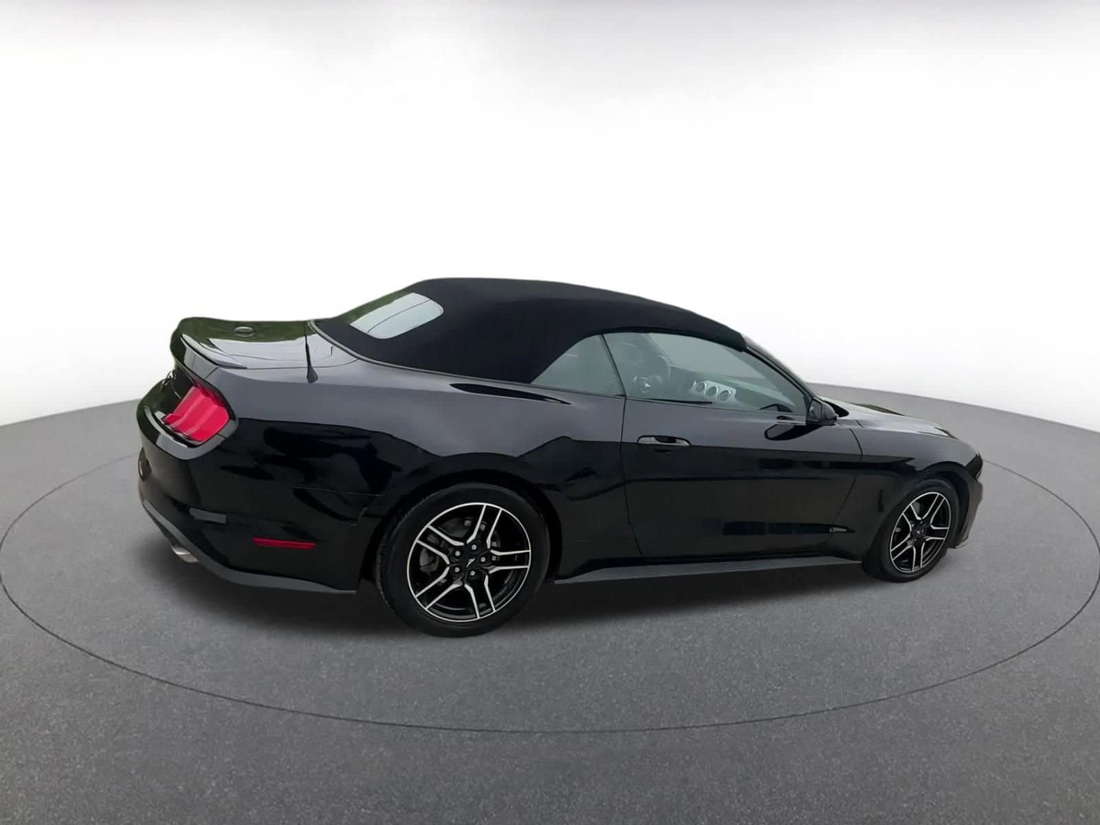 Thumbnail: 2023 Ford Mustang - 15