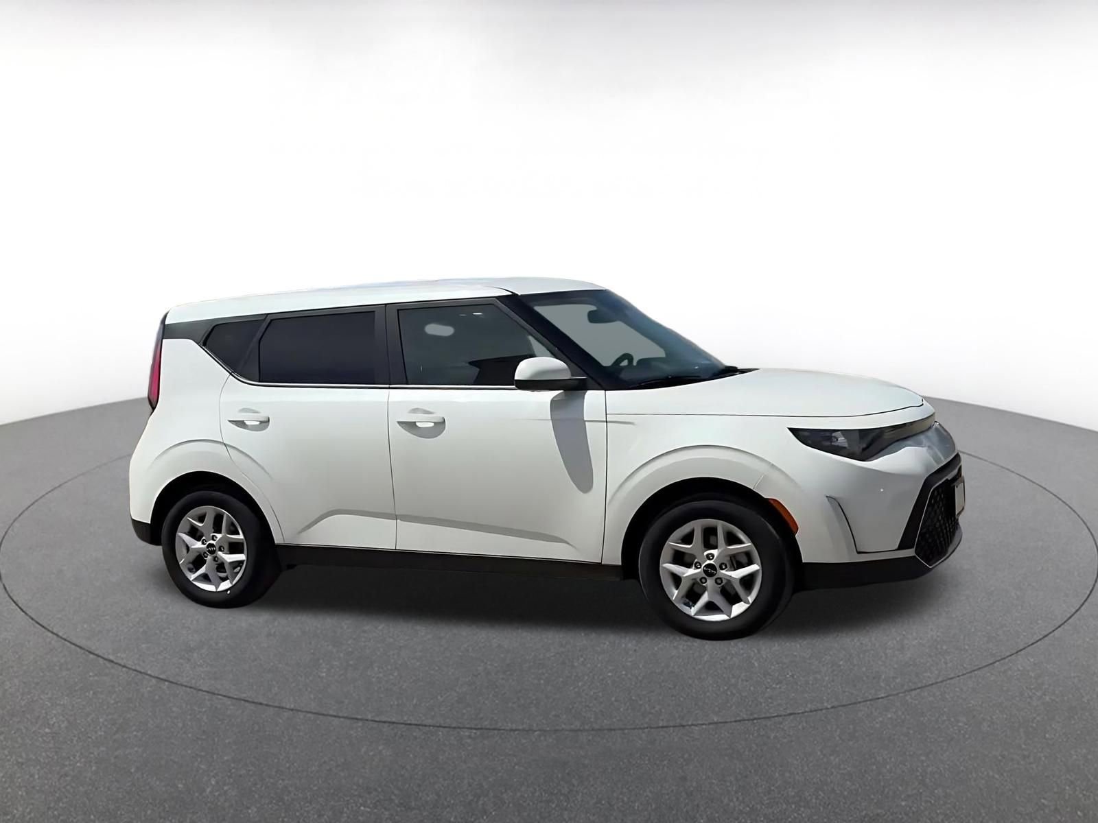 Thumbnail: 2025 Kia Soul - 2