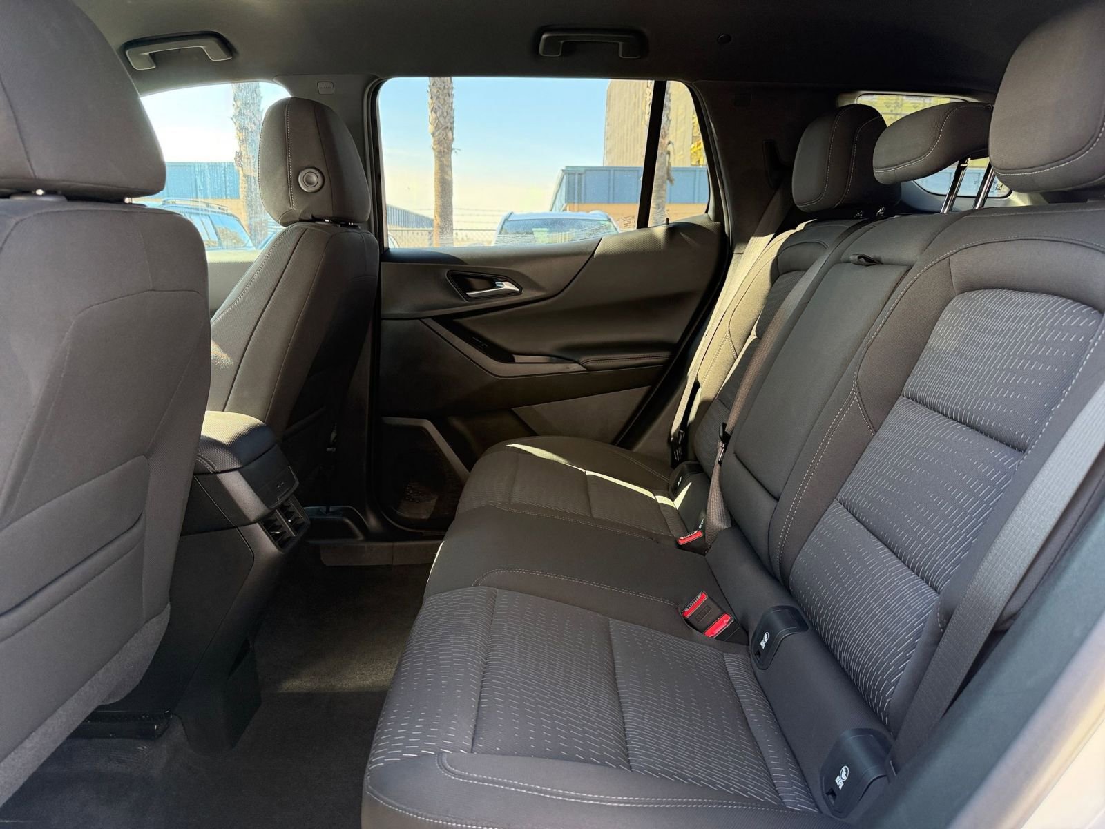 Thumbnail: 2025 Chevrolet Equinox - 24