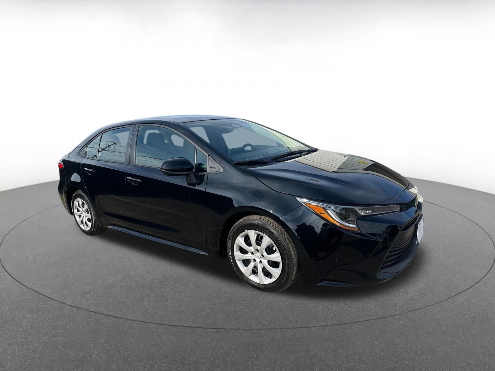 Thumbnail: 2025 Toyota Corolla - 1