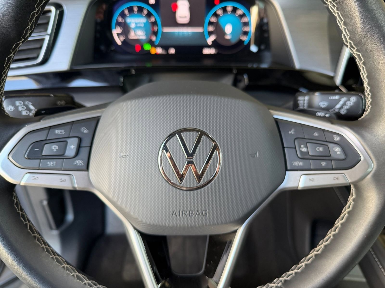 Thumbnail: 2025 Volkswagen Atlas - 28