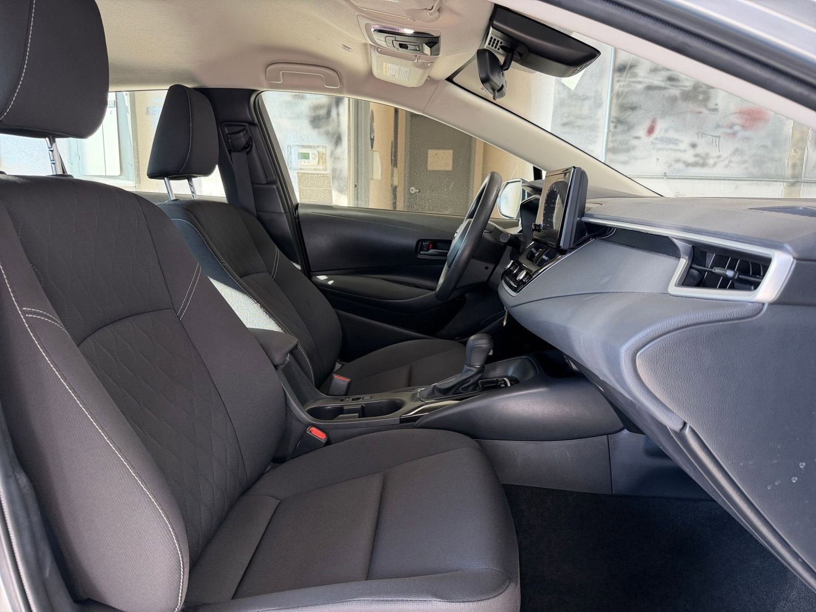 Thumbnail: 2025 Toyota Corolla - 34