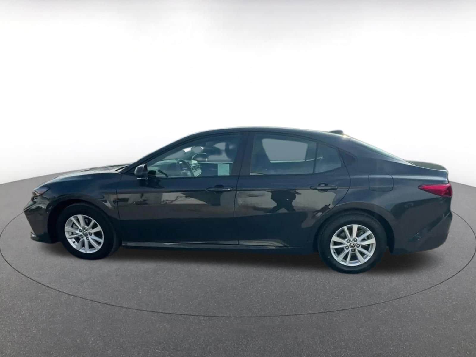 Thumbnail: 2025 Toyota Camry - 9