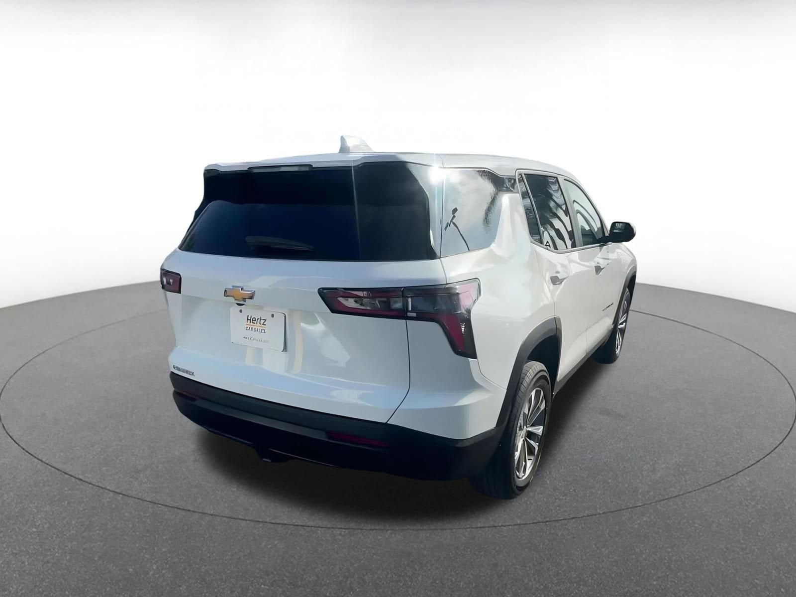 Thumbnail: 2025 Chevrolet Equinox - 14