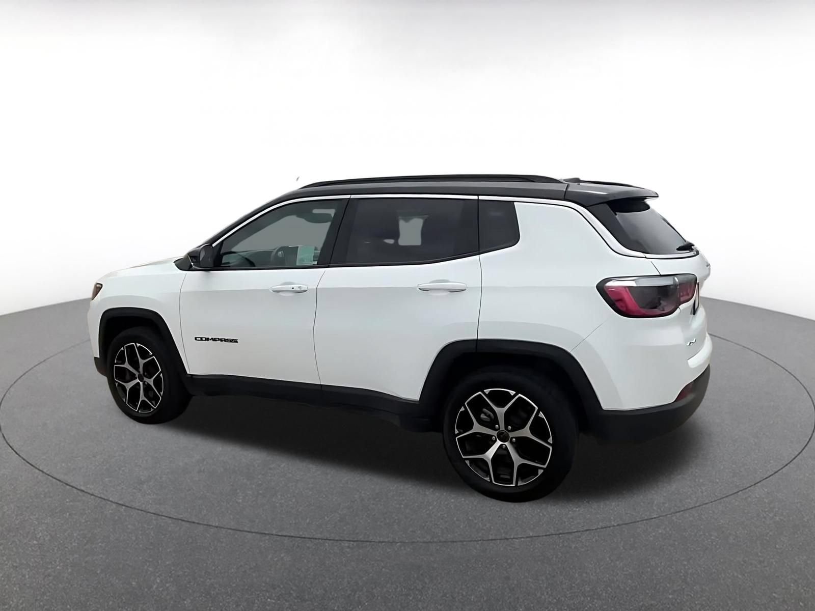 Thumbnail: 2025 Jeep Compass - 10