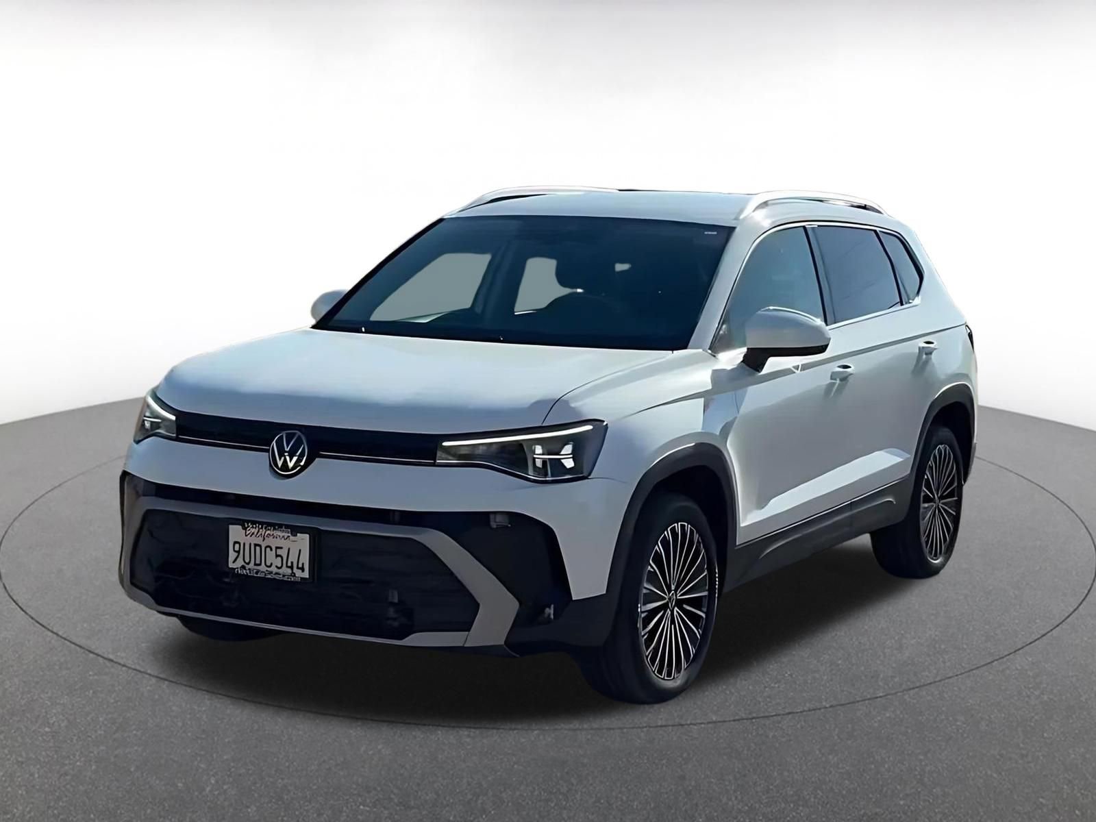 Thumbnail: 2025 Volkswagen Taos - 7