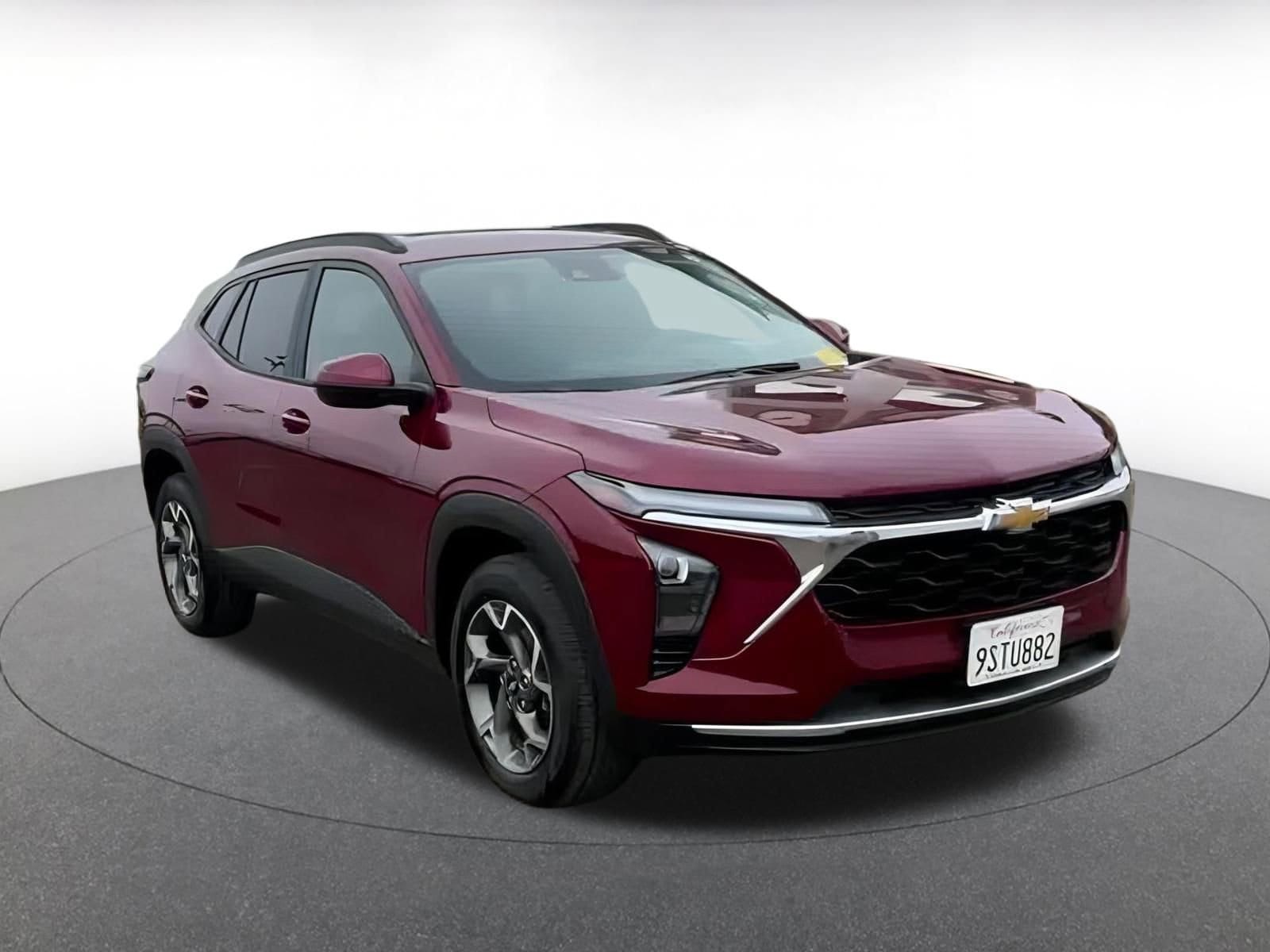 Thumbnail: 2025 Chevrolet Trax - 3