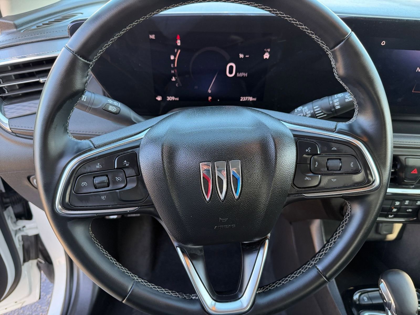 Thumbnail: 2025 Buick Encore GX - 25