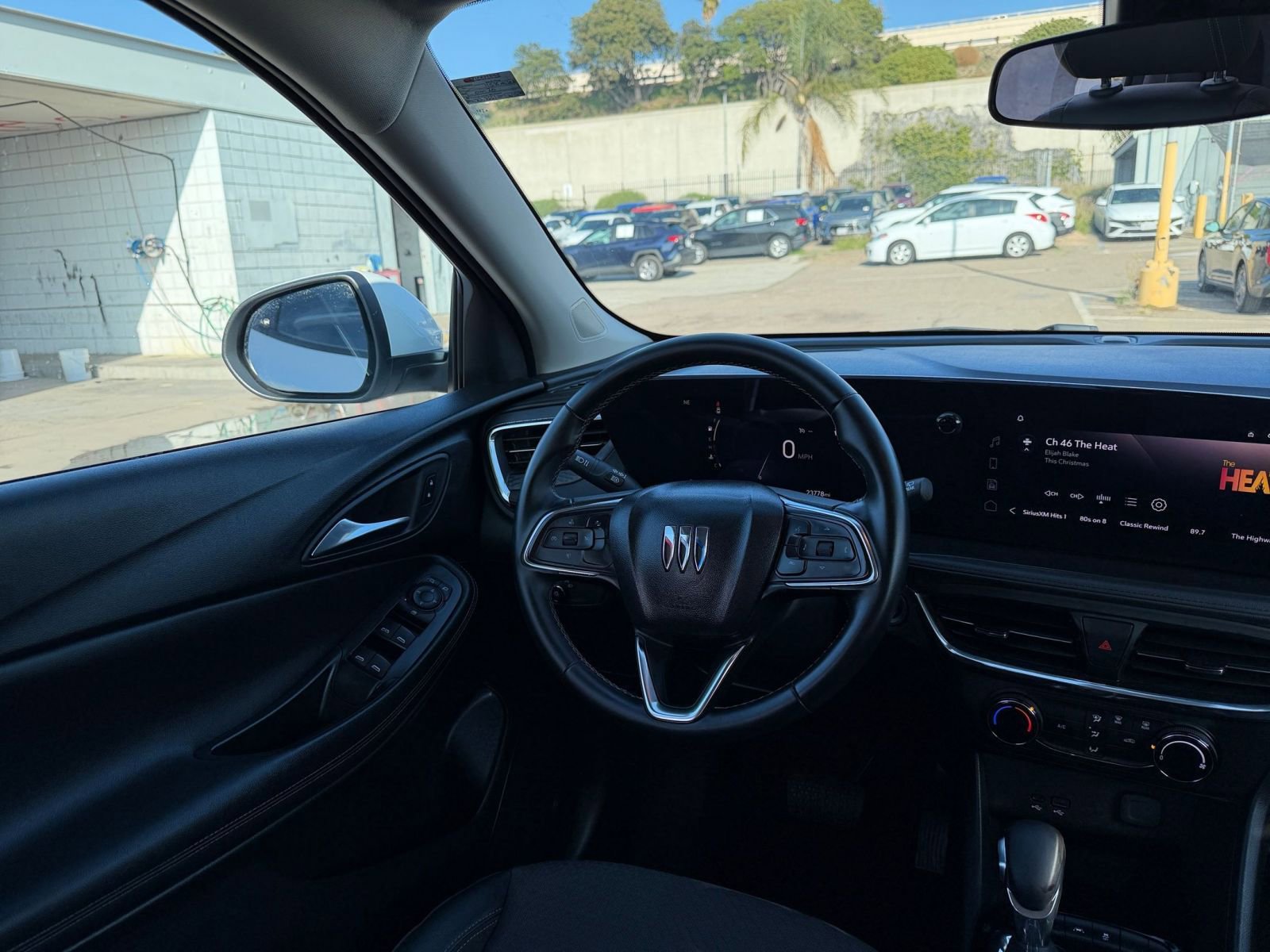 Thumbnail: 2025 Buick Encore GX - 32