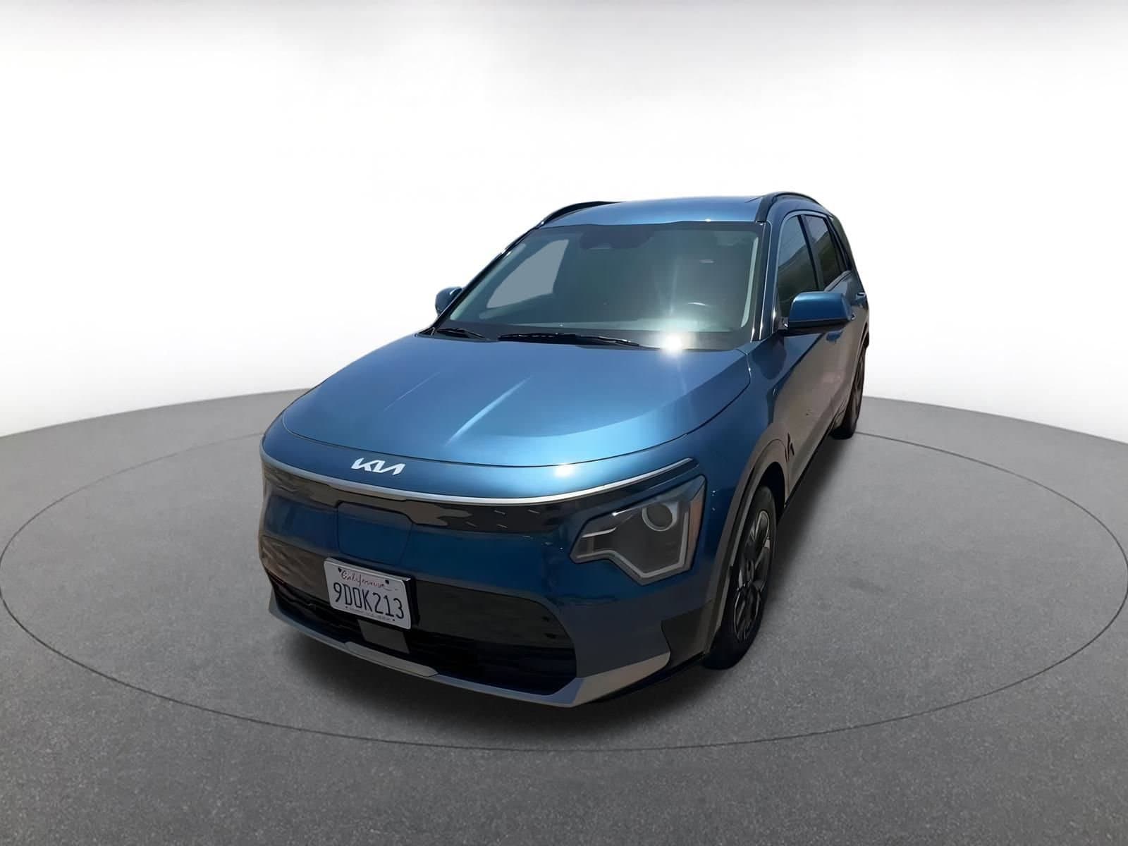 Thumbnail: 2023 Kia Niro - 7