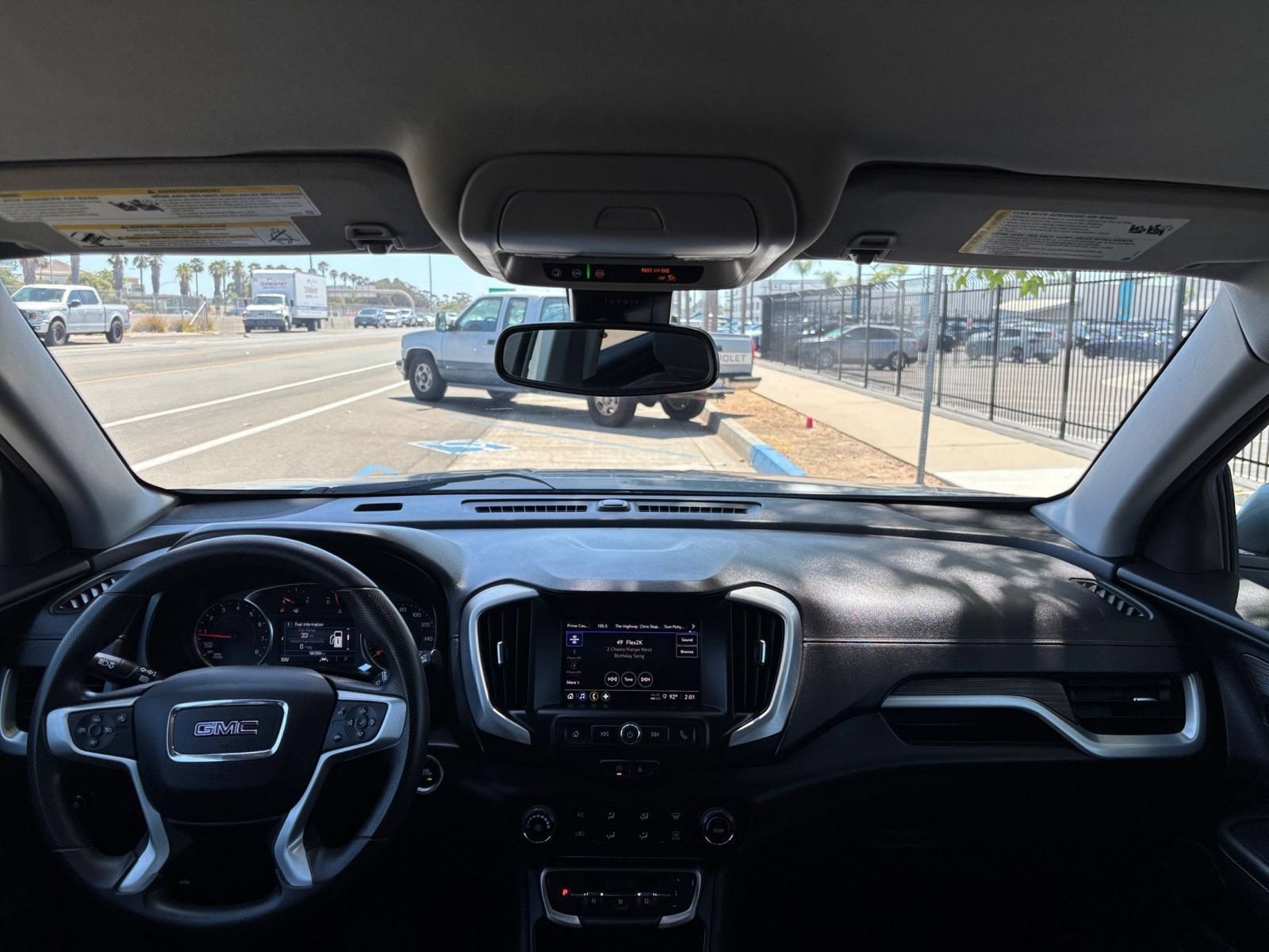 Thumbnail: 2024 GMC Terrain - 31