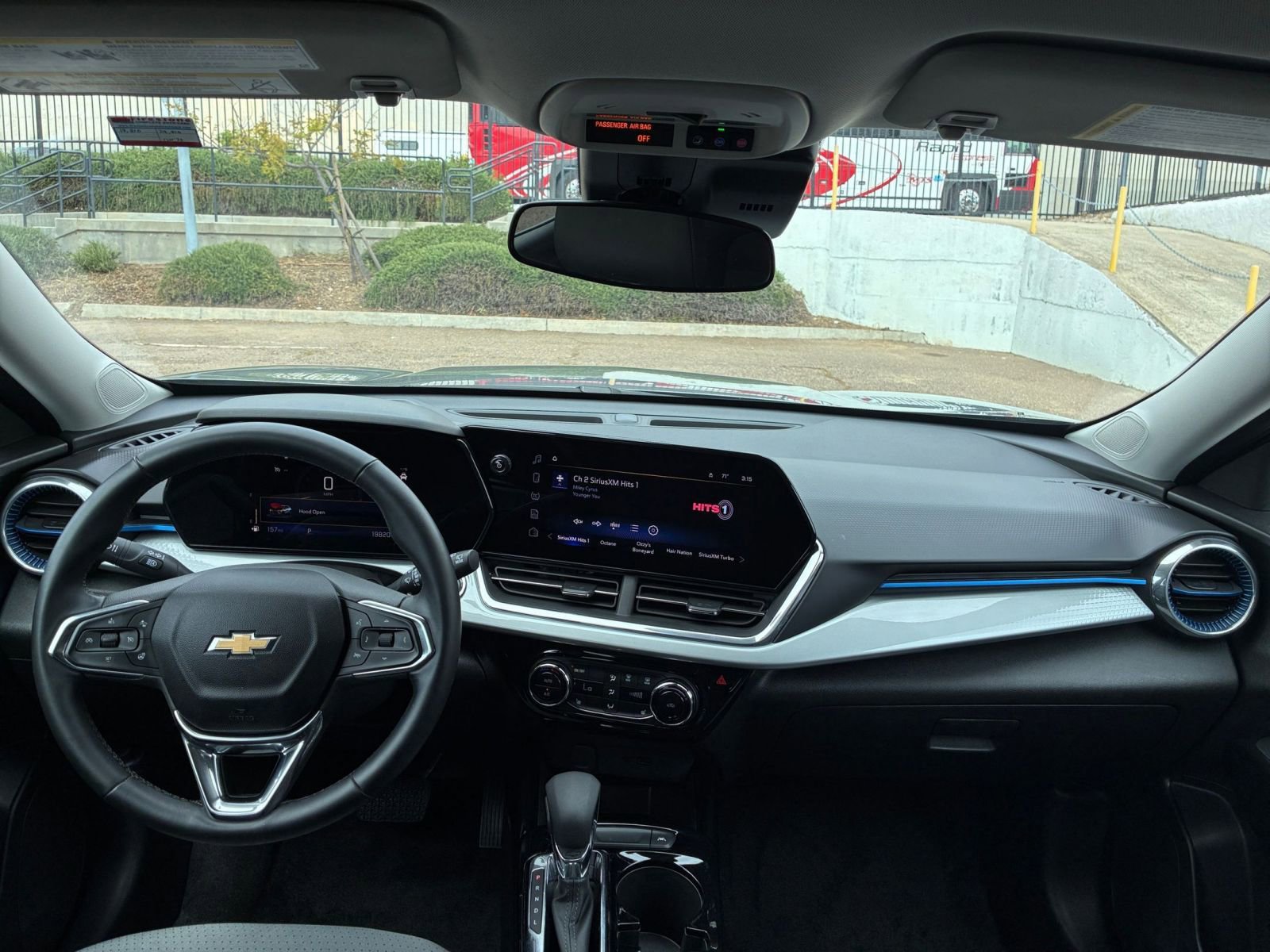 Thumbnail: 2025 Chevrolet Trax - 32