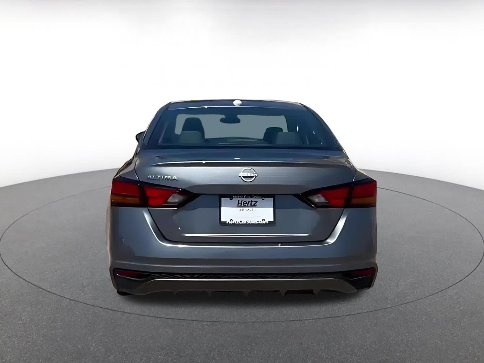 Thumbnail: 2025 Nissan Altima - 12