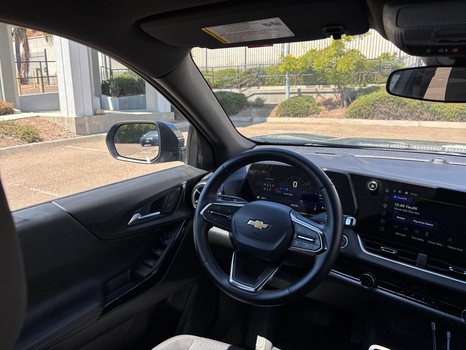 Thumbnail: 2025 Chevrolet Equinox - 34