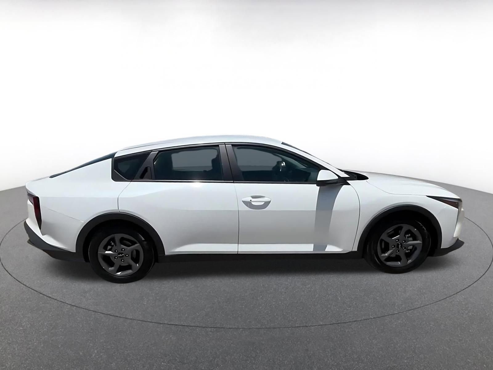 Thumbnail: 2025 Kia K4 - 15