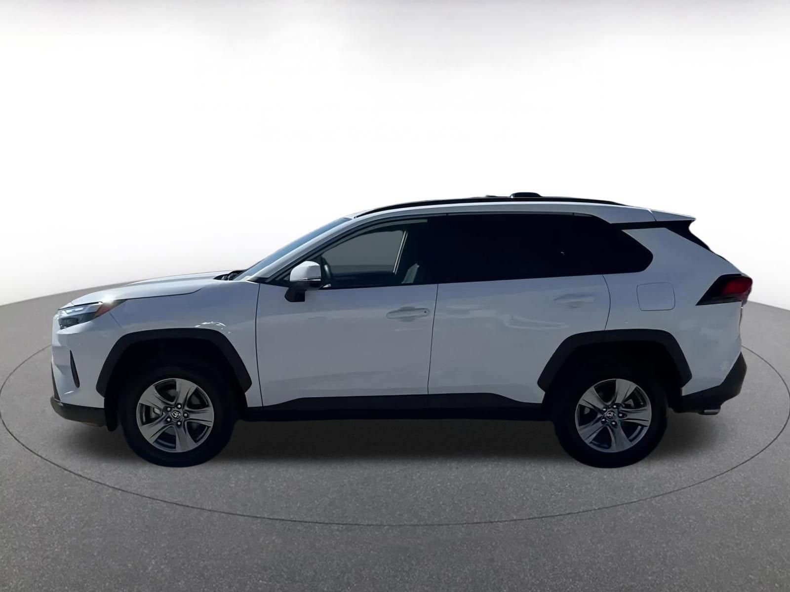 Thumbnail: 2025 Toyota RAV4 - 8