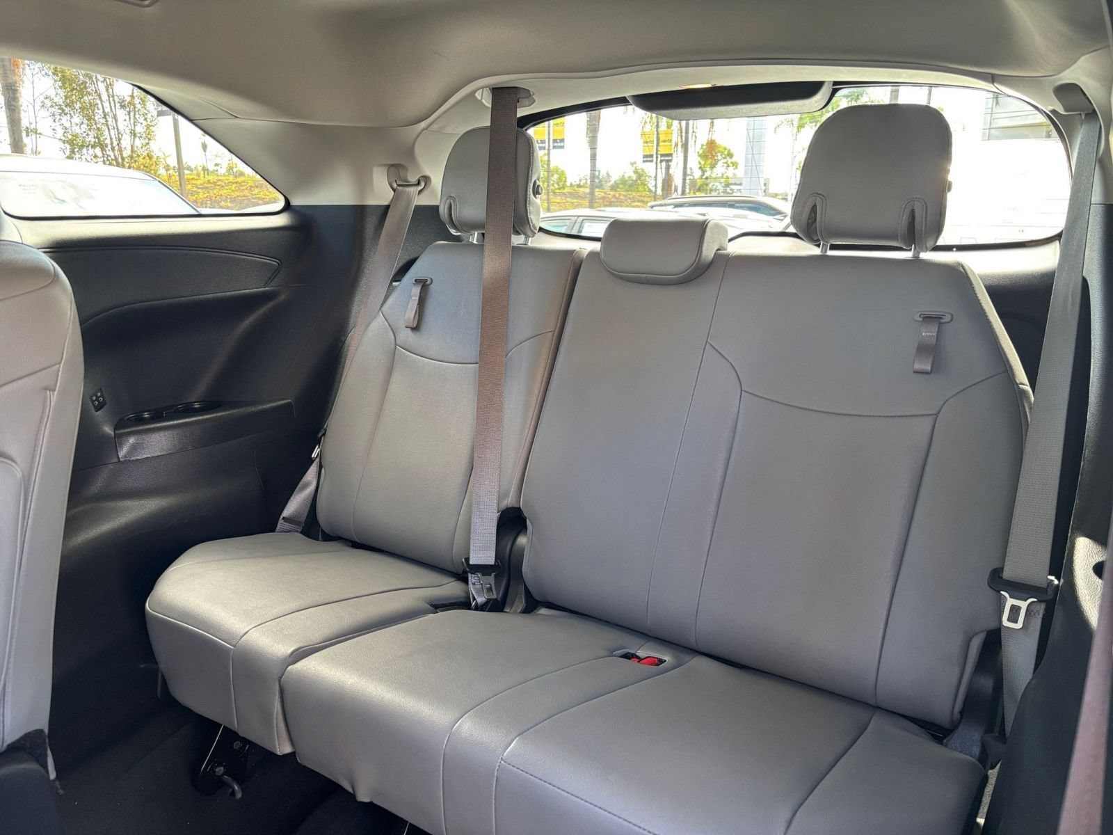 Thumbnail: 2025 Toyota Sienna - 30