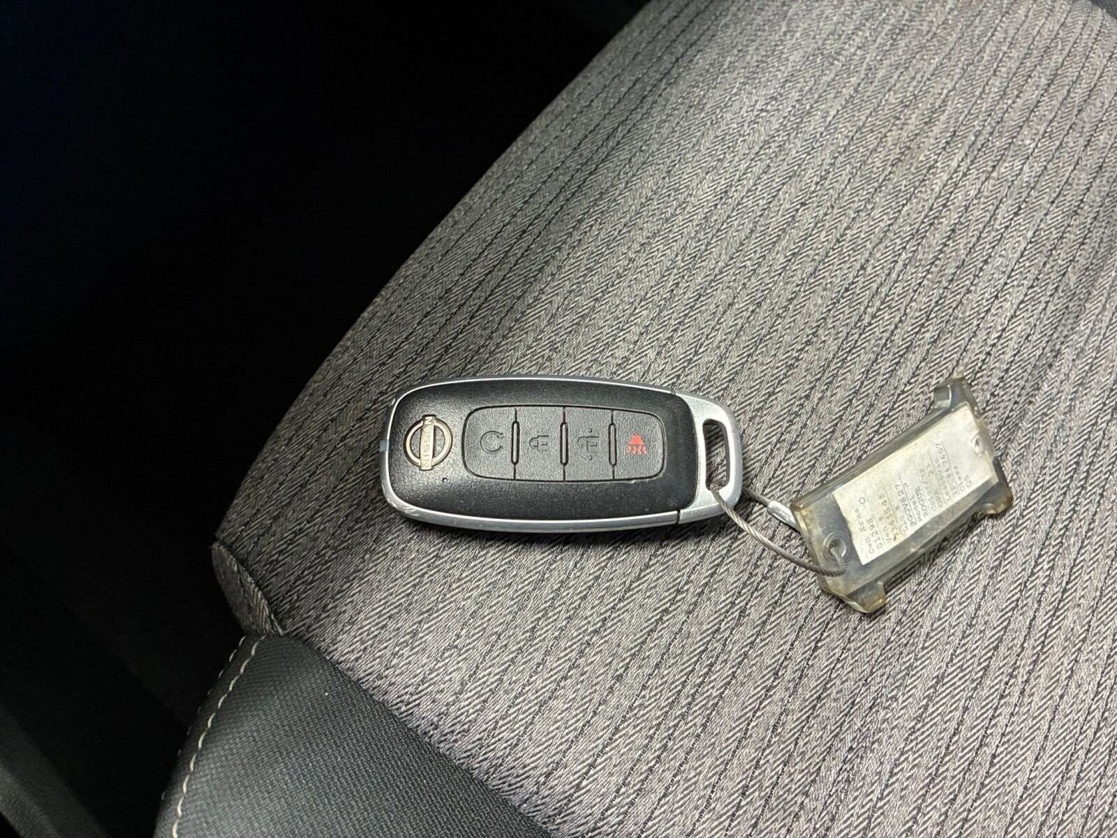 Thumbnail: 2023 Nissan Rogue - 21