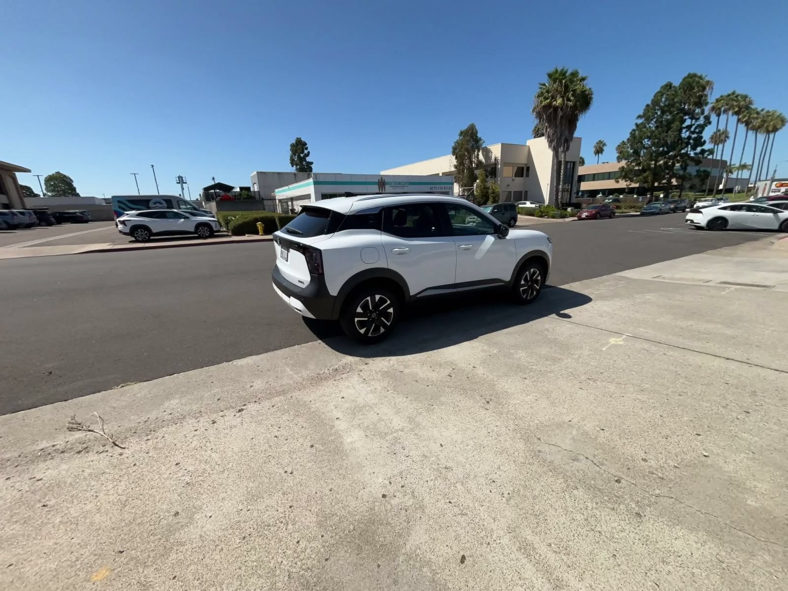 Thumbnail: 2026 Nissan Kicks - 14