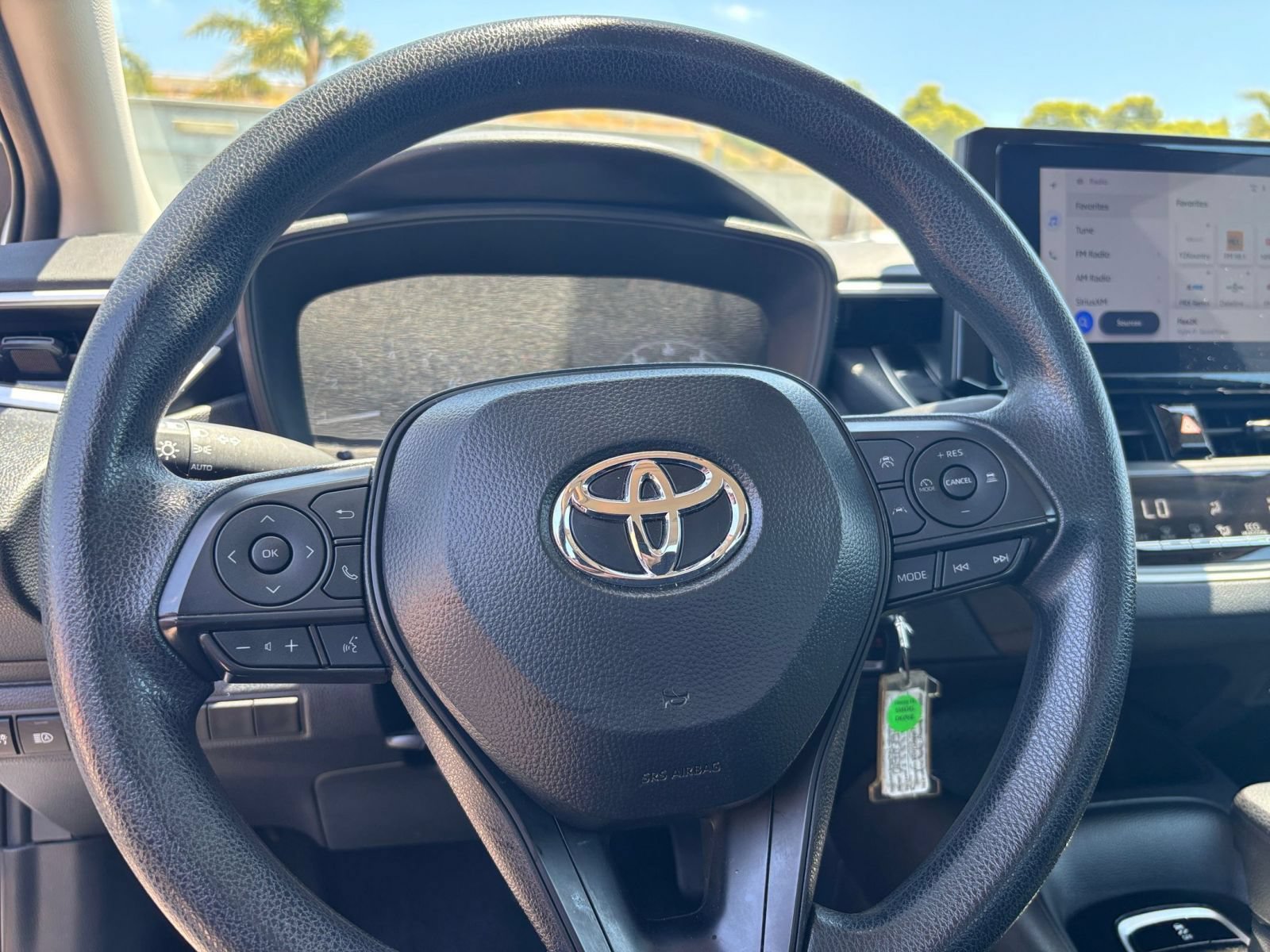Thumbnail: 2025 Toyota Corolla - 25